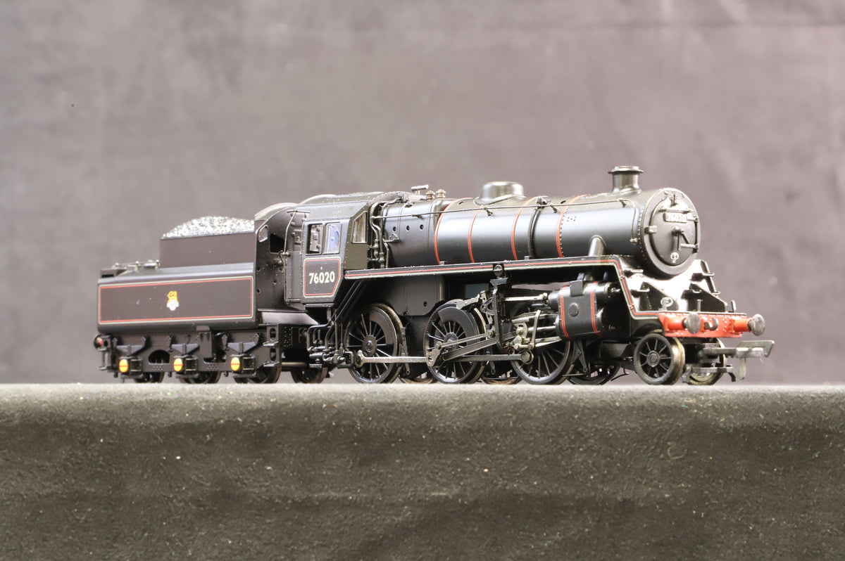 Bachmann OO 32-953DC Standard Class 4MT 2-6-0 &#39;76020&#39; BR2B Tender E/Emblem