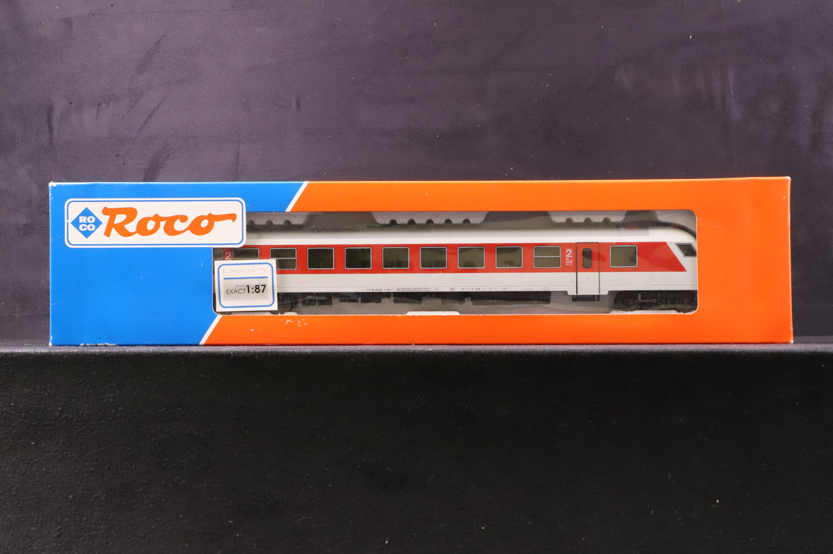 Roco HO Rake Of 3 DB IC Coaches Inc. 45274x2 &amp; 45262
