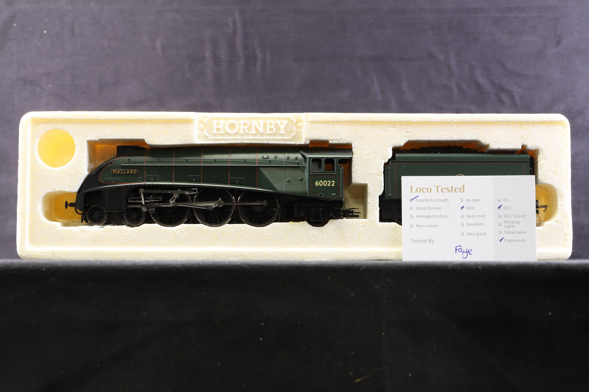 Hornby OO R2784X BR Class A4 &#39;Mallard&#39; &#39;60022&#39; BR Lined Green L/C, DCC