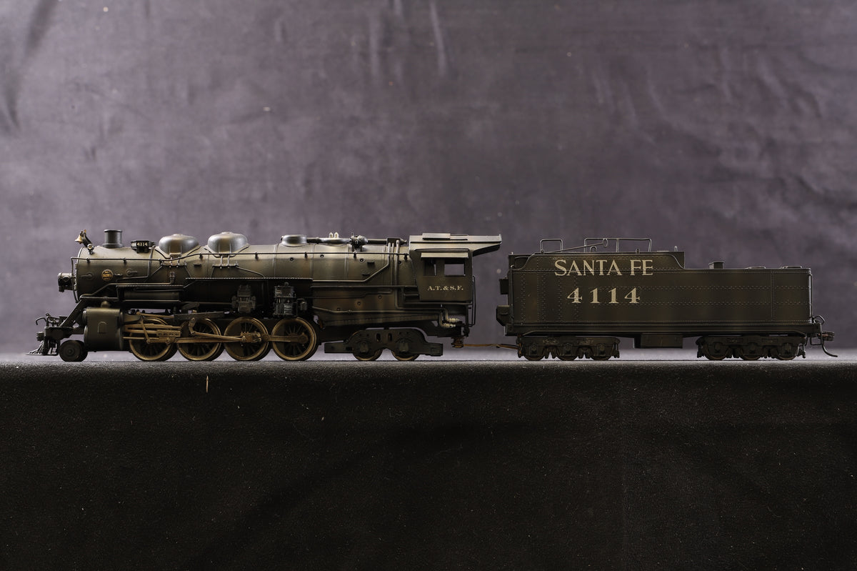 United Scale Models HO Santa Fe Berkshire 2-8-4 &#39;4114&#39;, Weathered