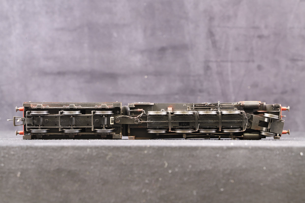 Hornby OO R3565 2-8-0 Class 8F &#39;8035&#39; LMS Weathered