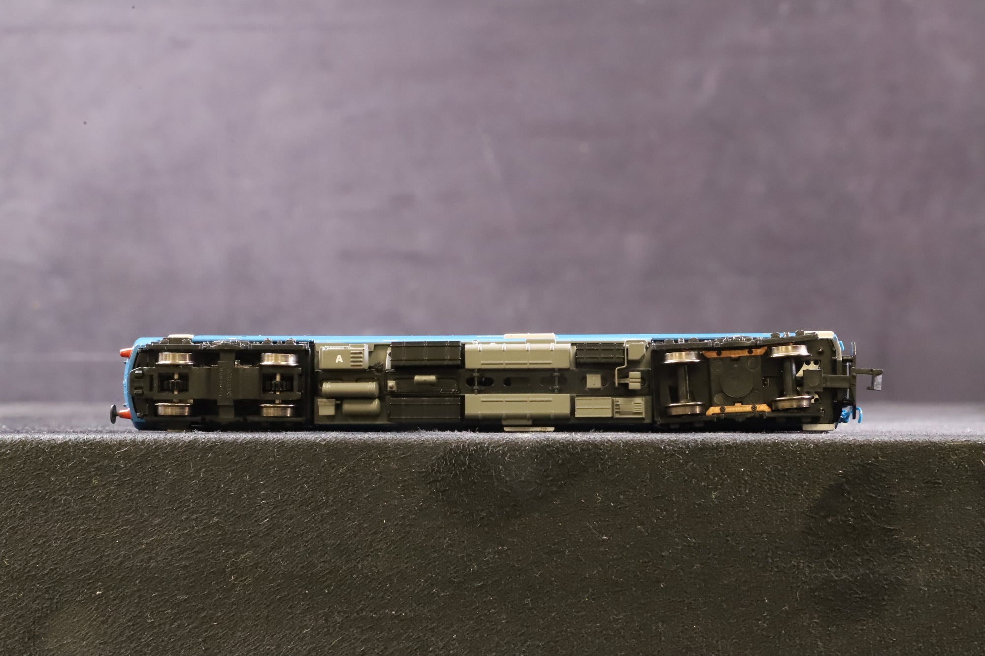 Graham Farish N 6 Car Midland Pullman Incorrect Coach Configuration