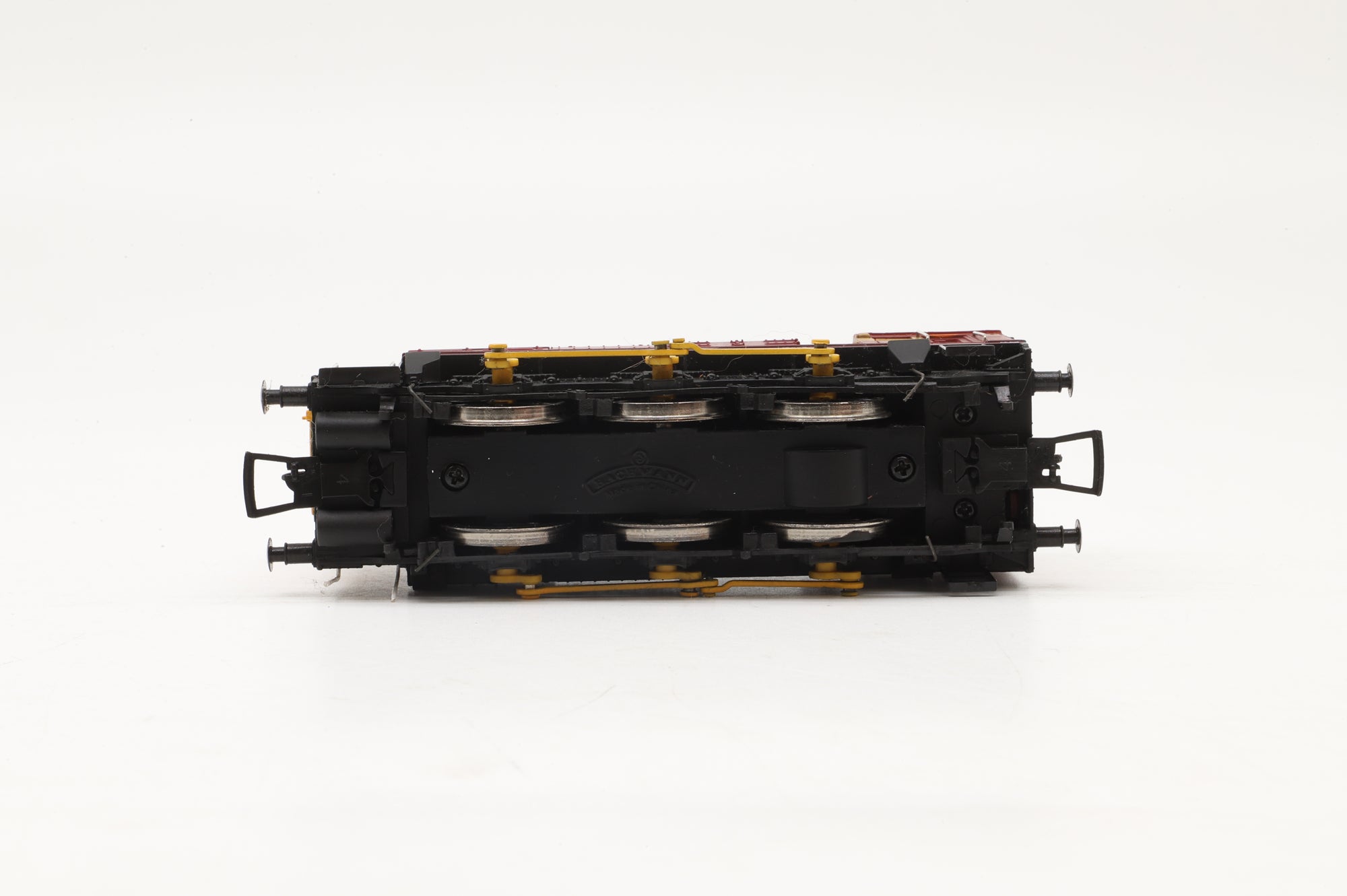 Bachmann OO 32-108 Class 08 '08683' Diesel Shunter EWS