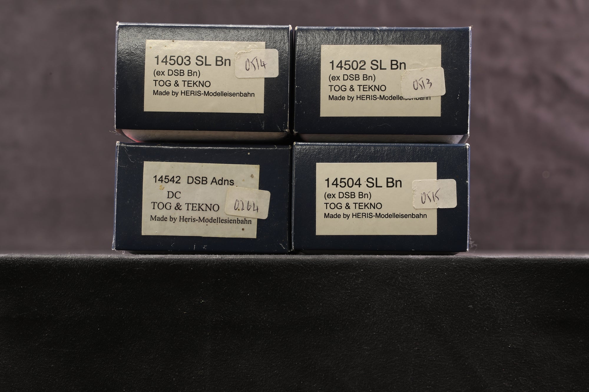 Heris HO Rake Of 4 Ex DSB TOG & TEKNO Coaches