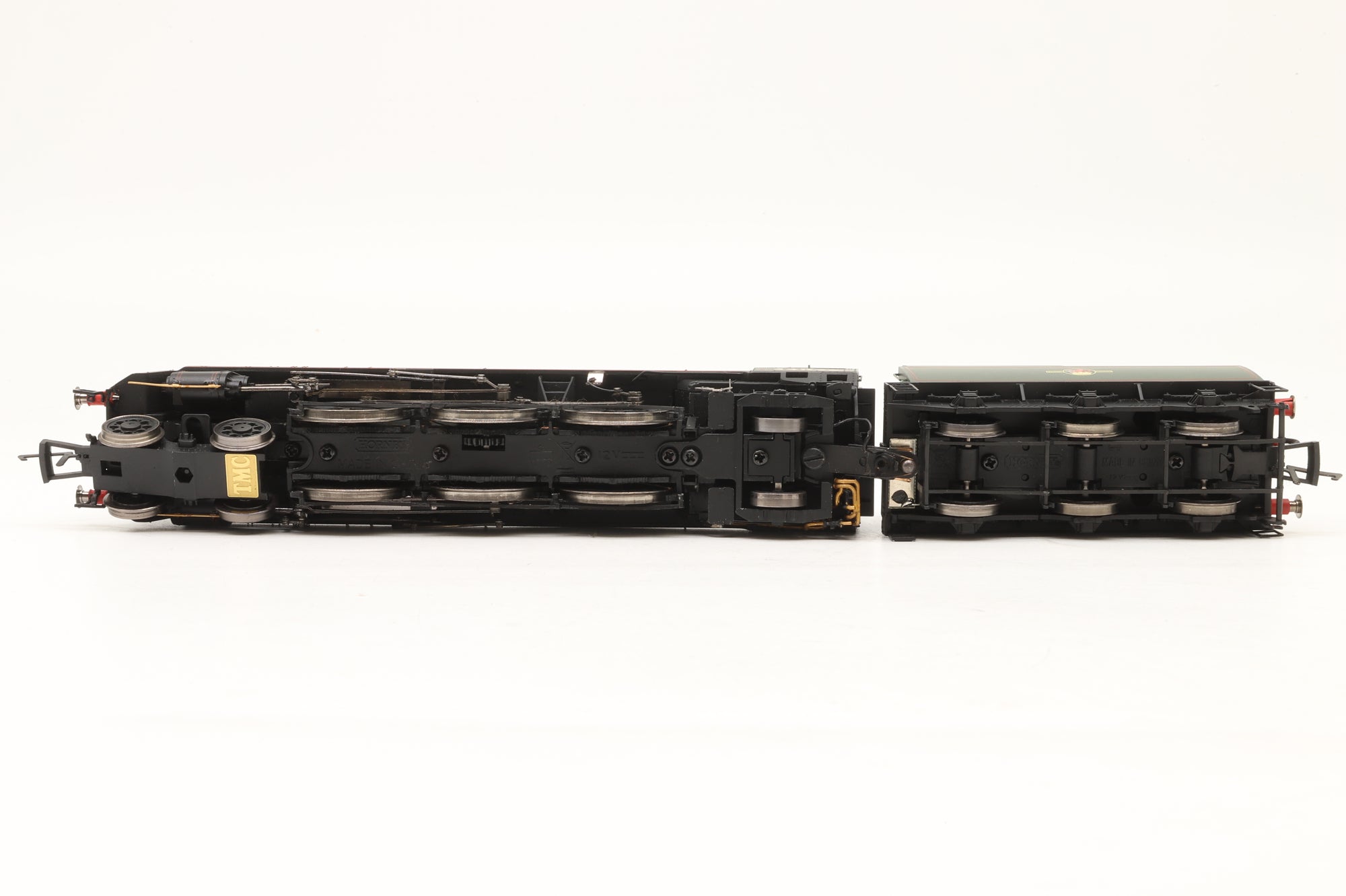 Hornby OO West Country Class 34096 'Trevone' in Lined BR Green w/ Late Crests