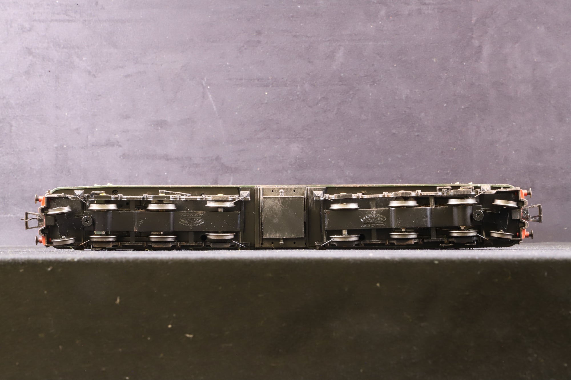 Bachmann WORKSHOP OO Class 45 Peak 'D53' BR Green L/C Weathered