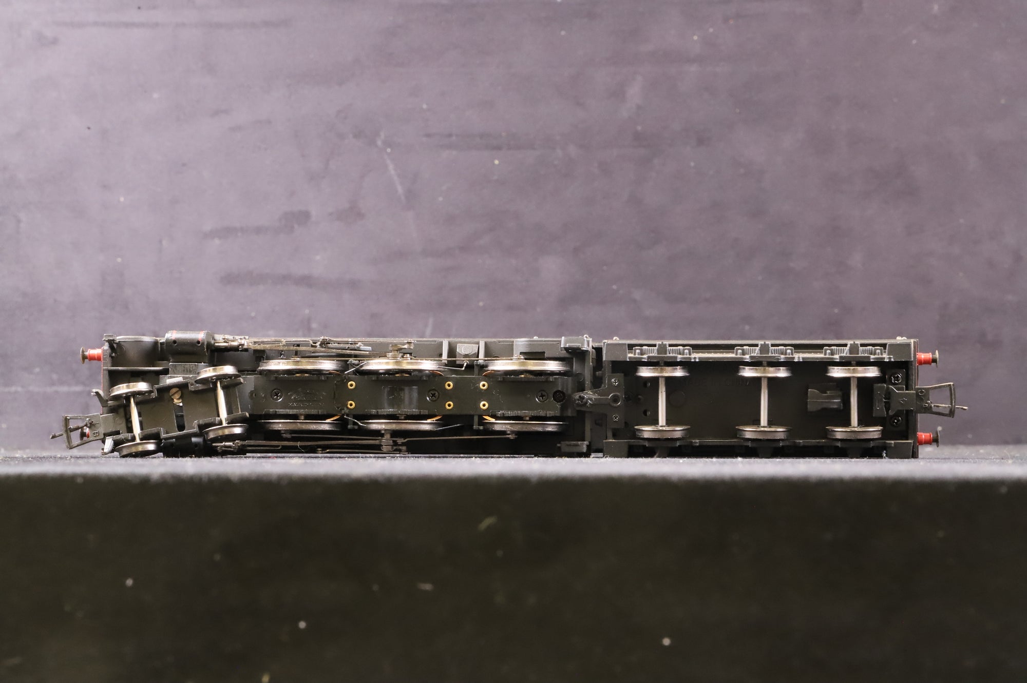 Bachmann OO 31-716 Class B1 61180 in BR Lined Black L/C Weathered