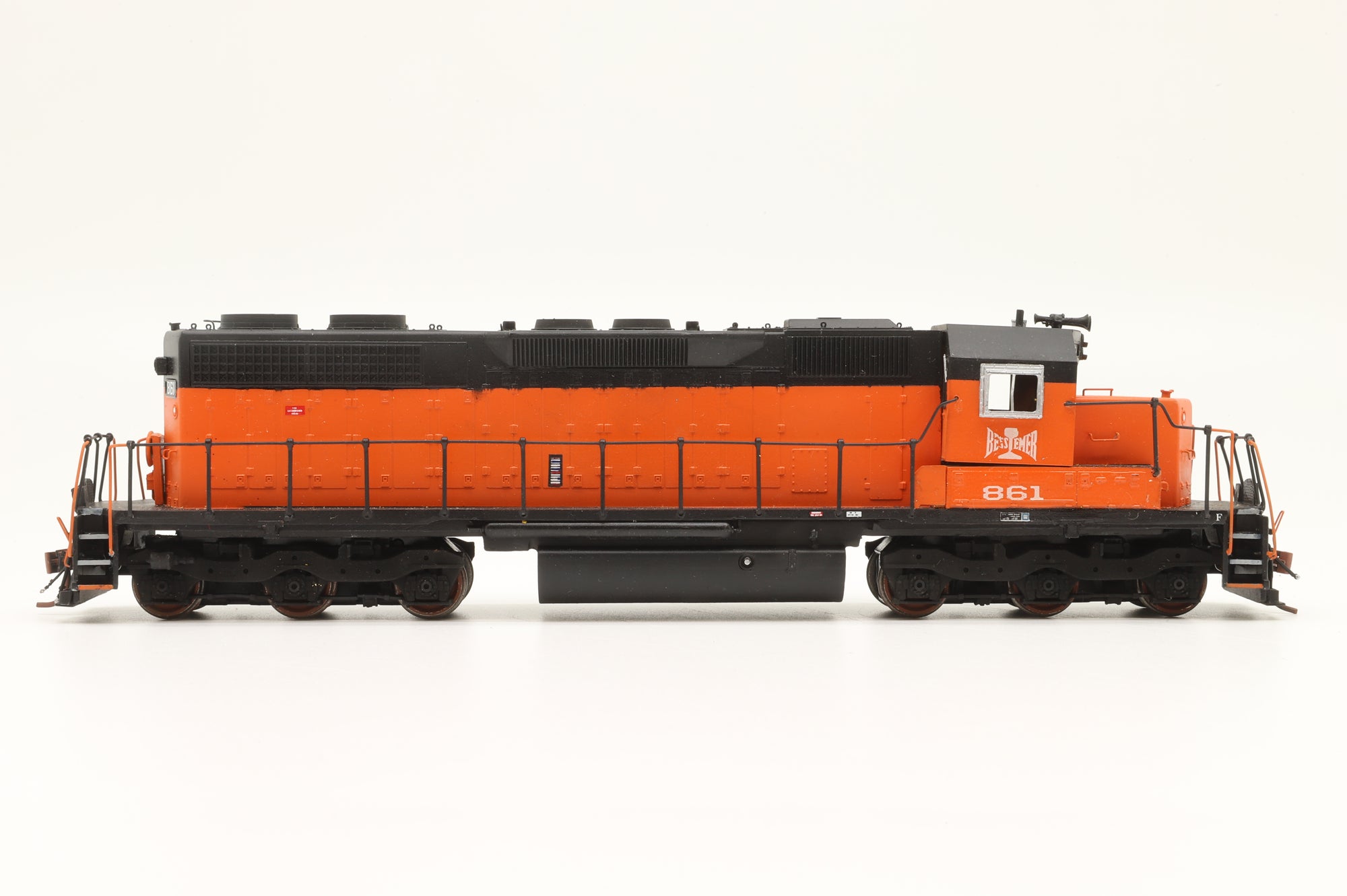 WORKSHOP Rail Power Products HO SD38 '861' Dummy Diesel Locomotive Repainted Non Runner