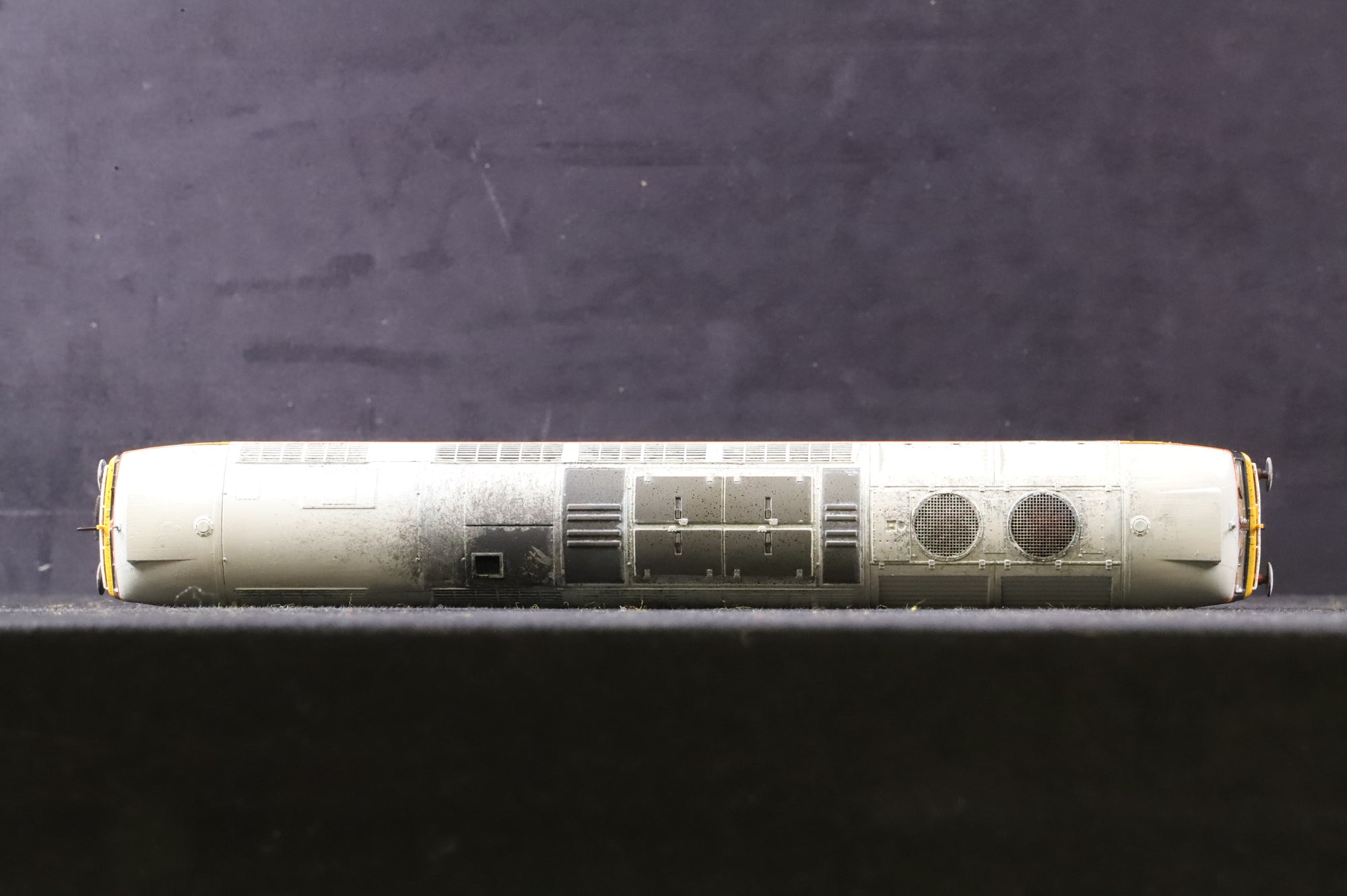 WORKSHOP Bachmann OO 31-650 Class 47 47535 'University of Leicester' in BR Blue w/ Large Logos - Weathered