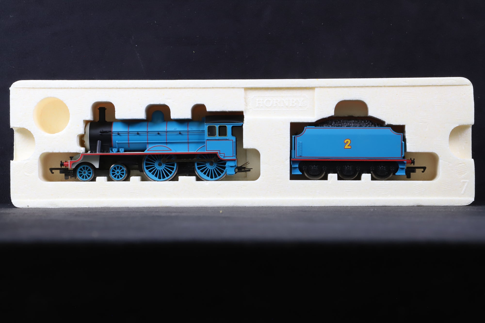 Hornby OO R9232 Thomas & Friends 'Edward' '2' Steam Locomotive