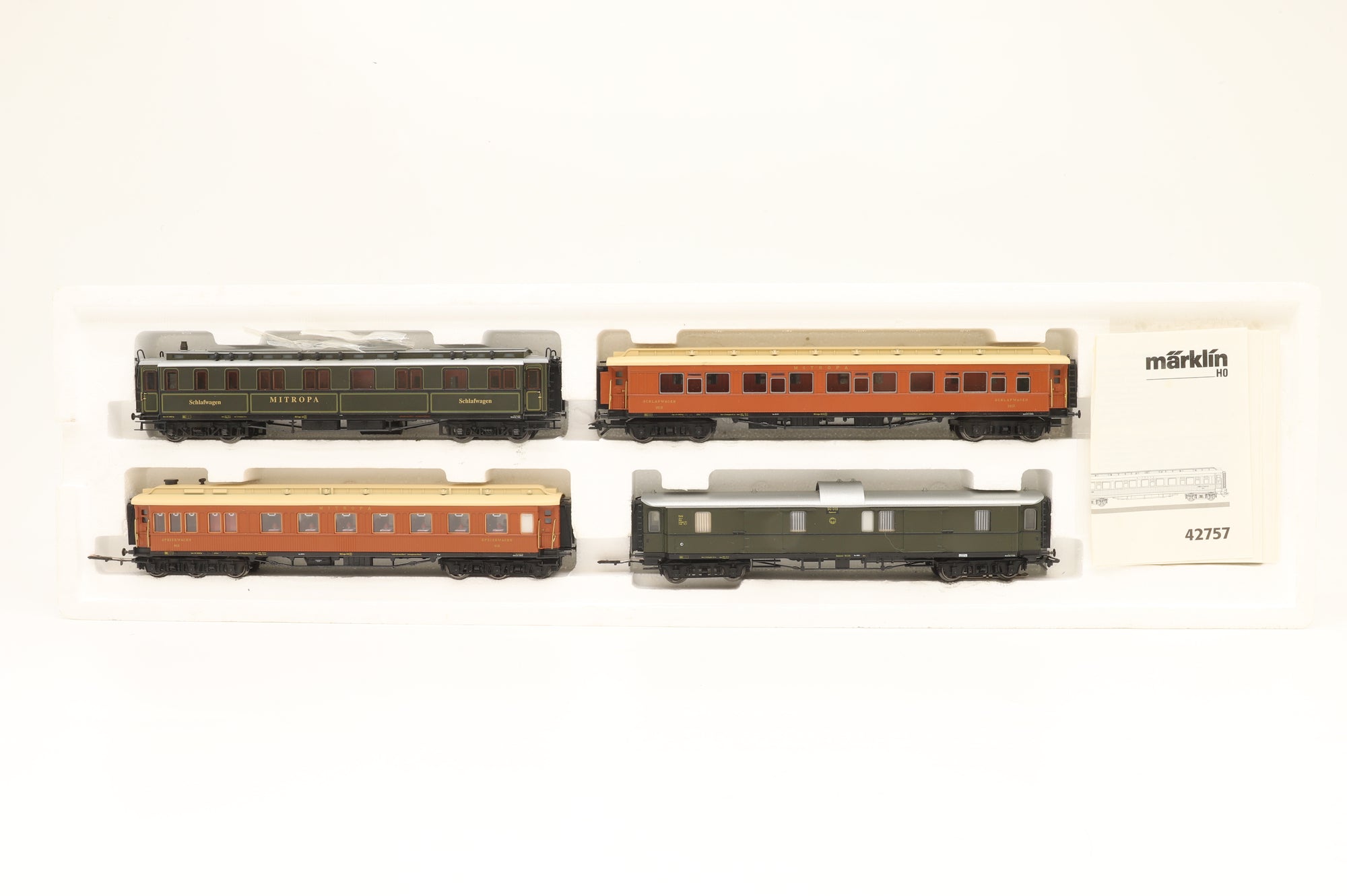 Marklin HO 42757 'The Golden Twenties' Passenger Car Set