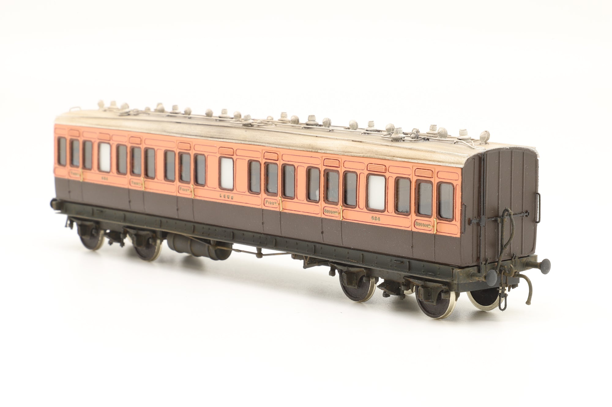 Roxey P4 Kit Built Rake of 4 LSWR Coaches, Weathered
