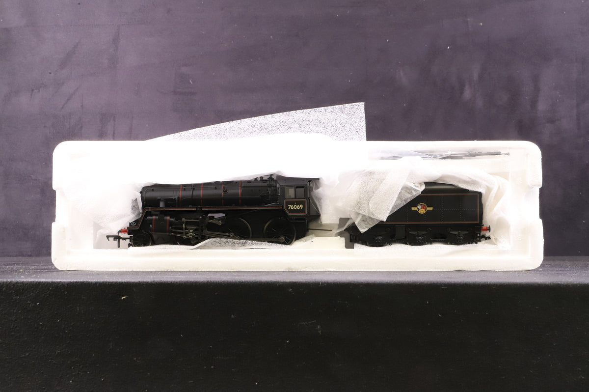 Bachmann OO 32-951 Standard Class 4MT 2-6-0 &#39;76069&#39; BR Black BR1B Tender L/Crest