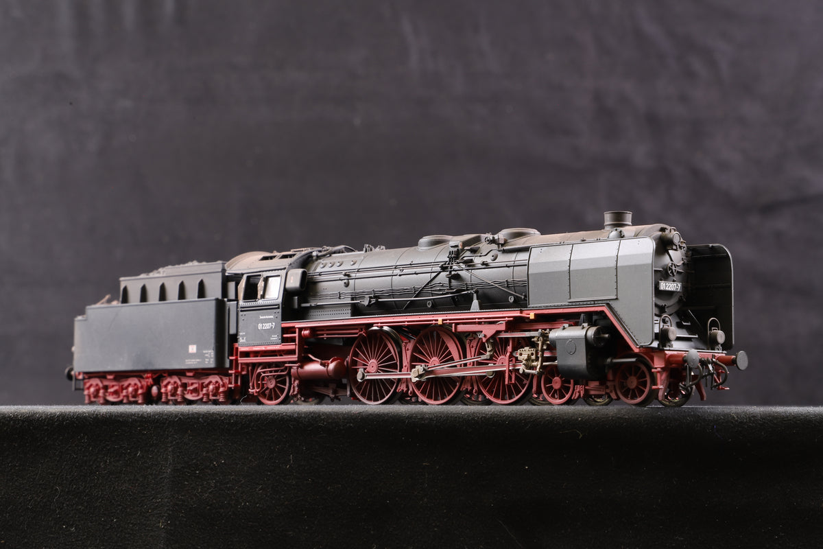 Roco HO HR2281 Dampflokomotive BR01 2207-7, DB Epoch IV