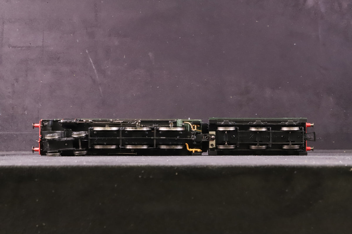 Hornby OO R2633 Patriot Class 7P 45545 &#39;Planet&#39; in Lined BR green w/ Late Crests