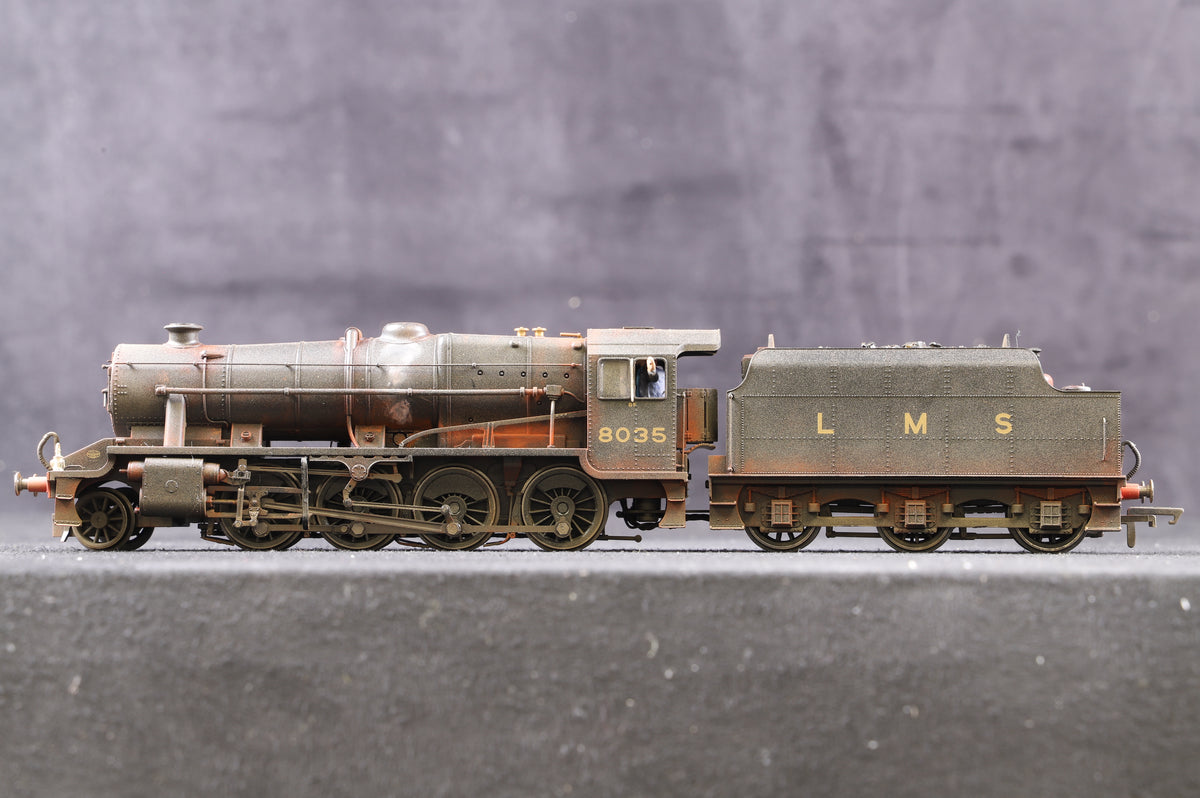 Hornby OO R3565 2-8-0 Class 8F &#39;8035&#39; LMS Weathered