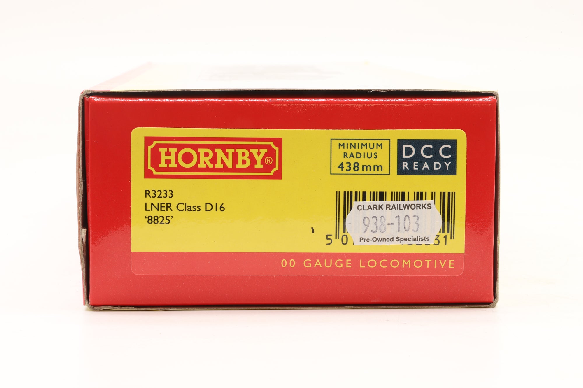 Hornby OO R3233 Class D16 '8825' LNER Lined Black