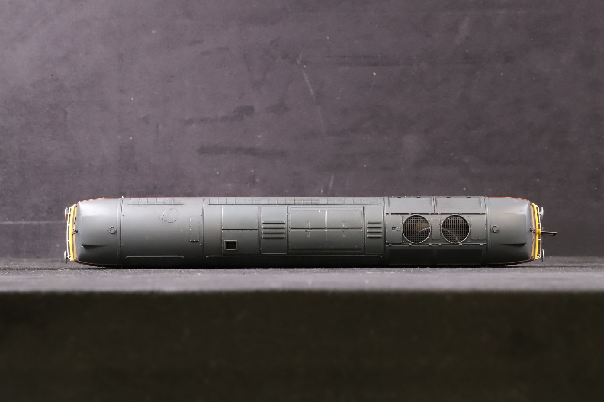 ViTrains OO V2039 Class 47/7 '47768' 'Resonant' RES livery, Weathered & DCC Fitted