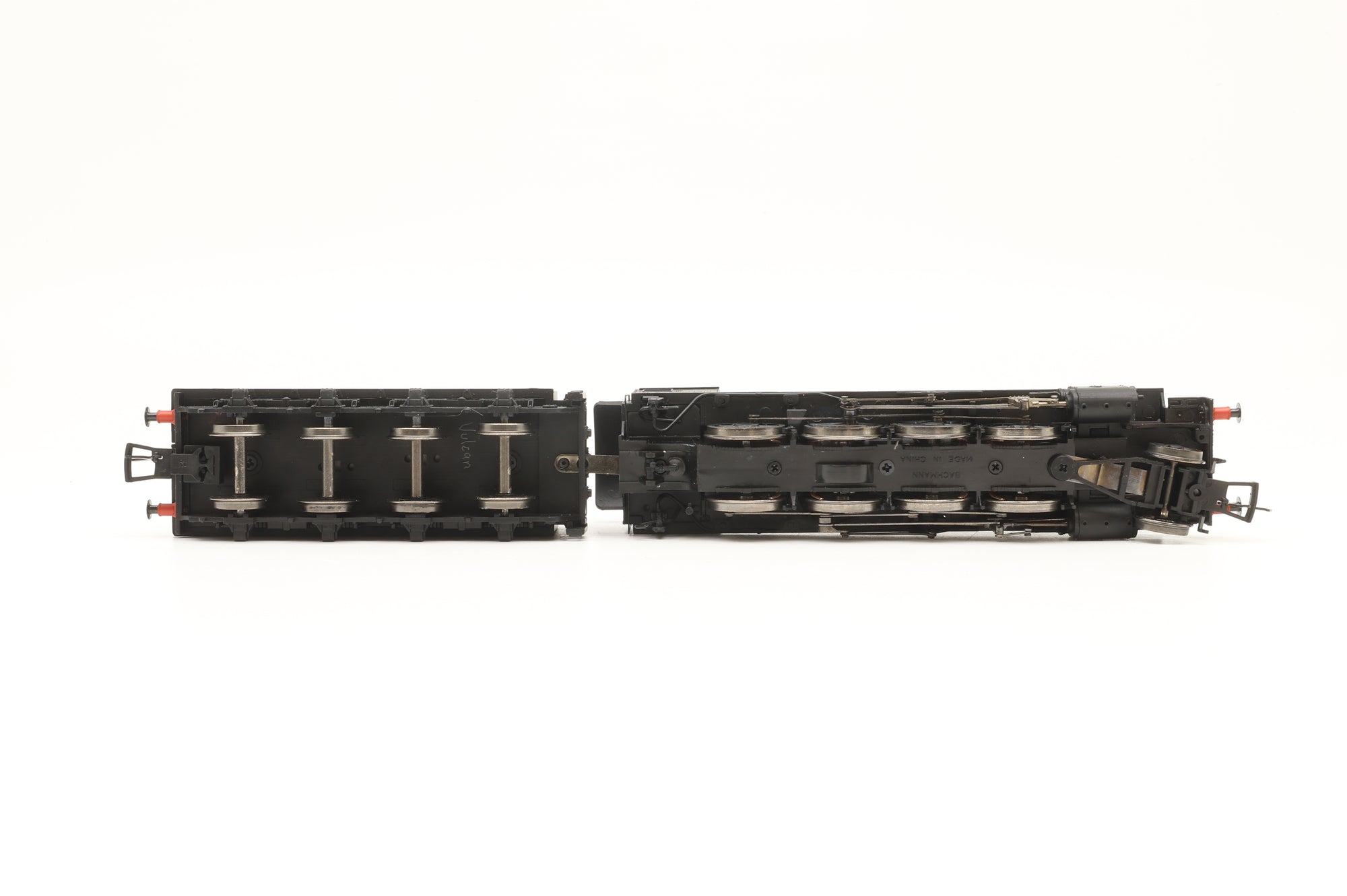 Bachmann OO 32-257A WD Austerity '90732' 'Vulcan' BR Black Early Emblem