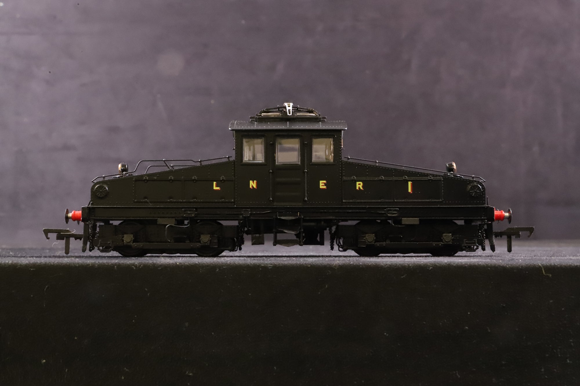 Heljan/Rails OO 1202 Class ES1 No.1 in LNER Black