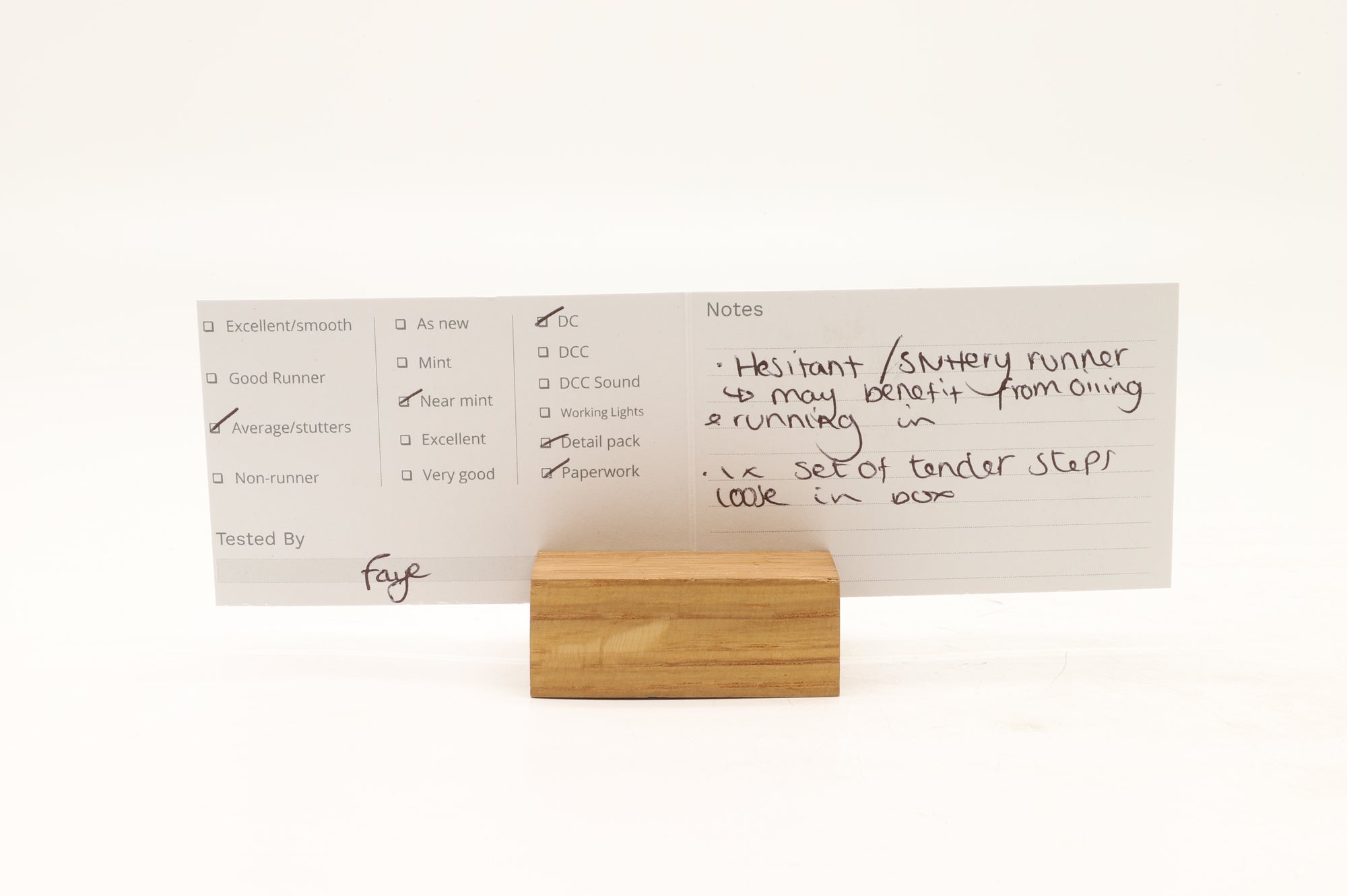 Hornby OO R2466 Merchant Navy Class 35011 in Lined BR Green w/ Late Crests