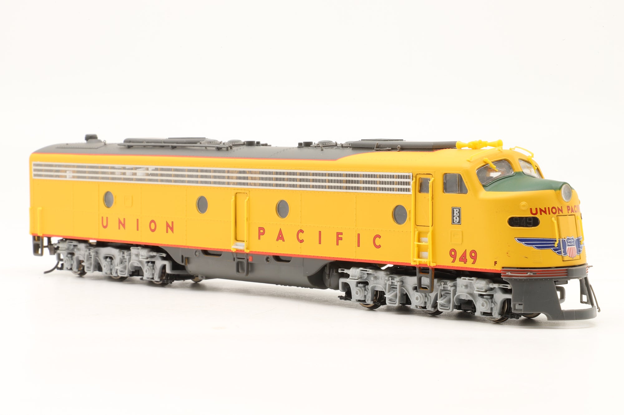 Proto 2000 Series HO 8036 E8/9 Loco #949 in UP Livery