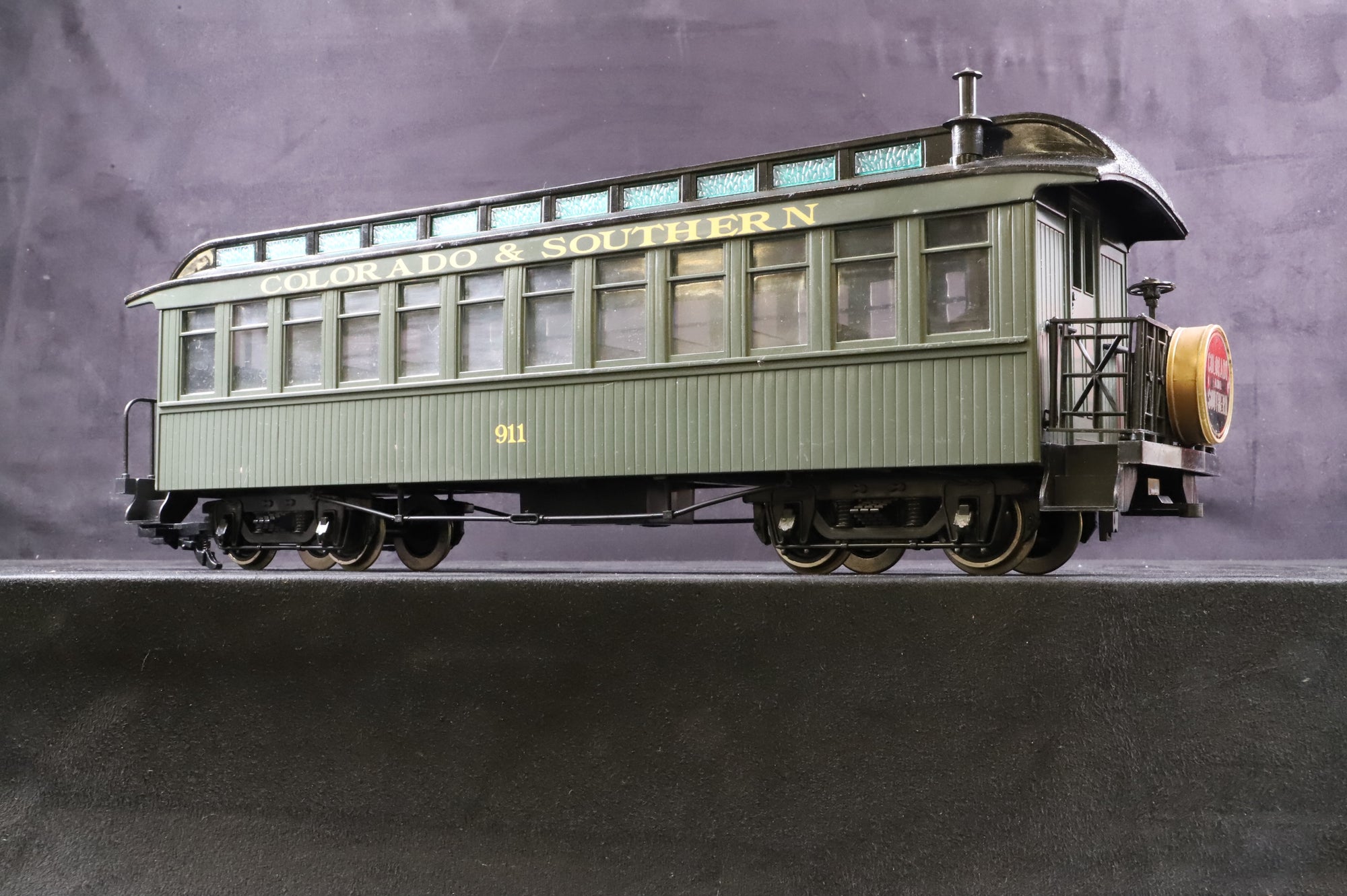 Bachmann G Colorado & Southern '911' Green Coach