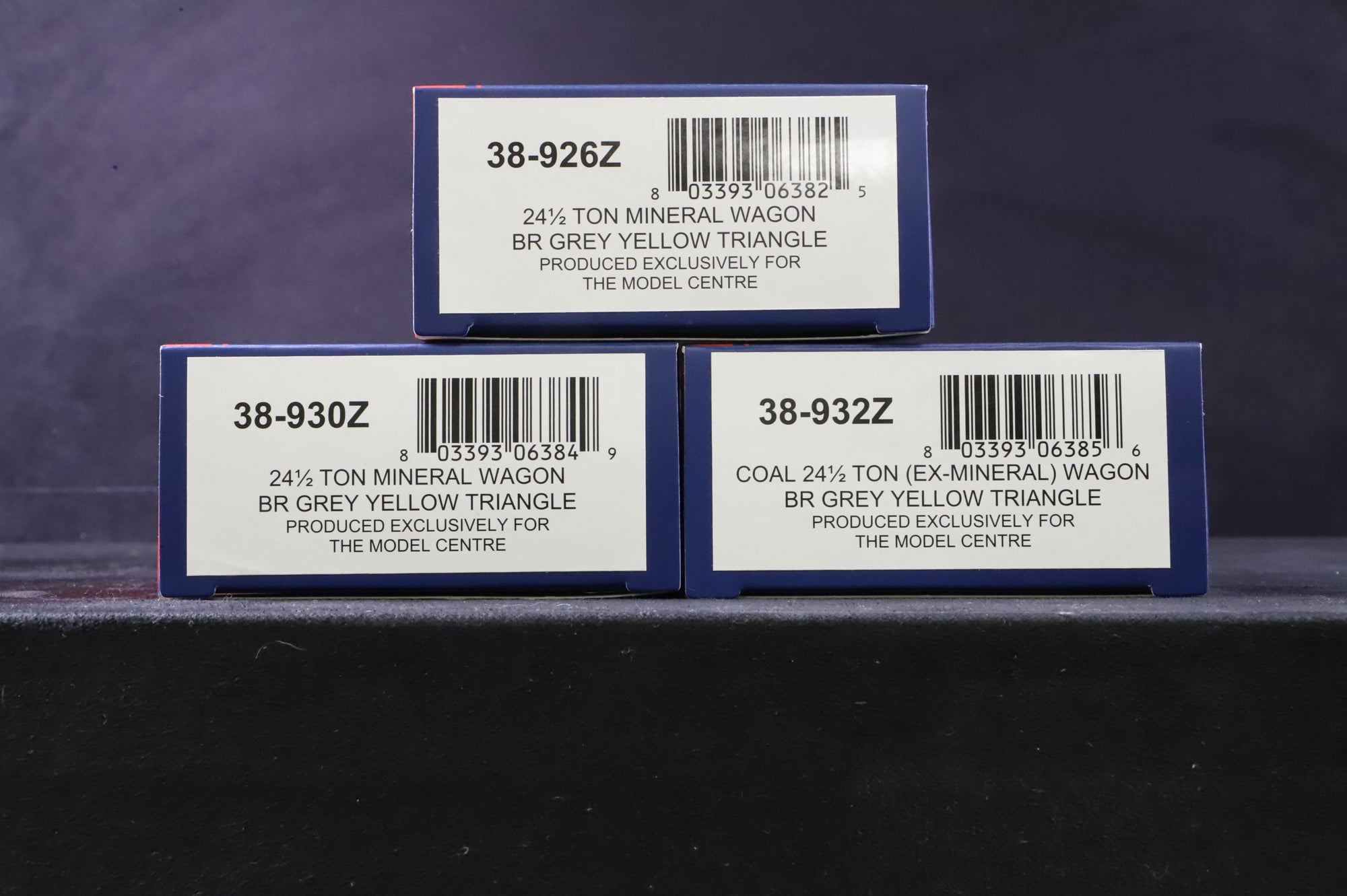 Bachmann OO 38-926Z/30Z/32Z Rake of 3 24.5T Mineral Wagons in BR Grey w/ Yellow Triangles