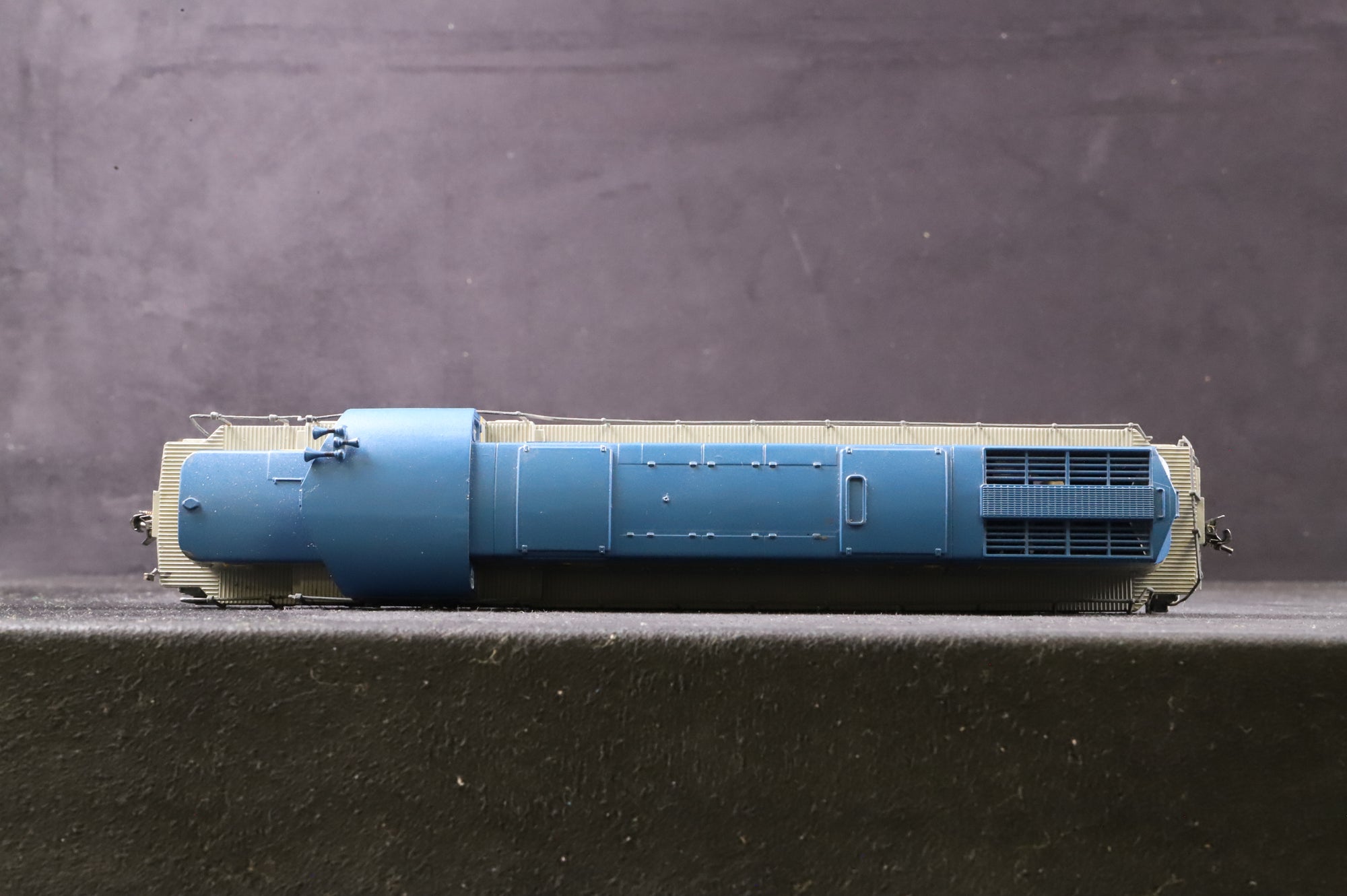 Lima HO C420 Diesel Locomotive D&H Repainted DCC Fitted