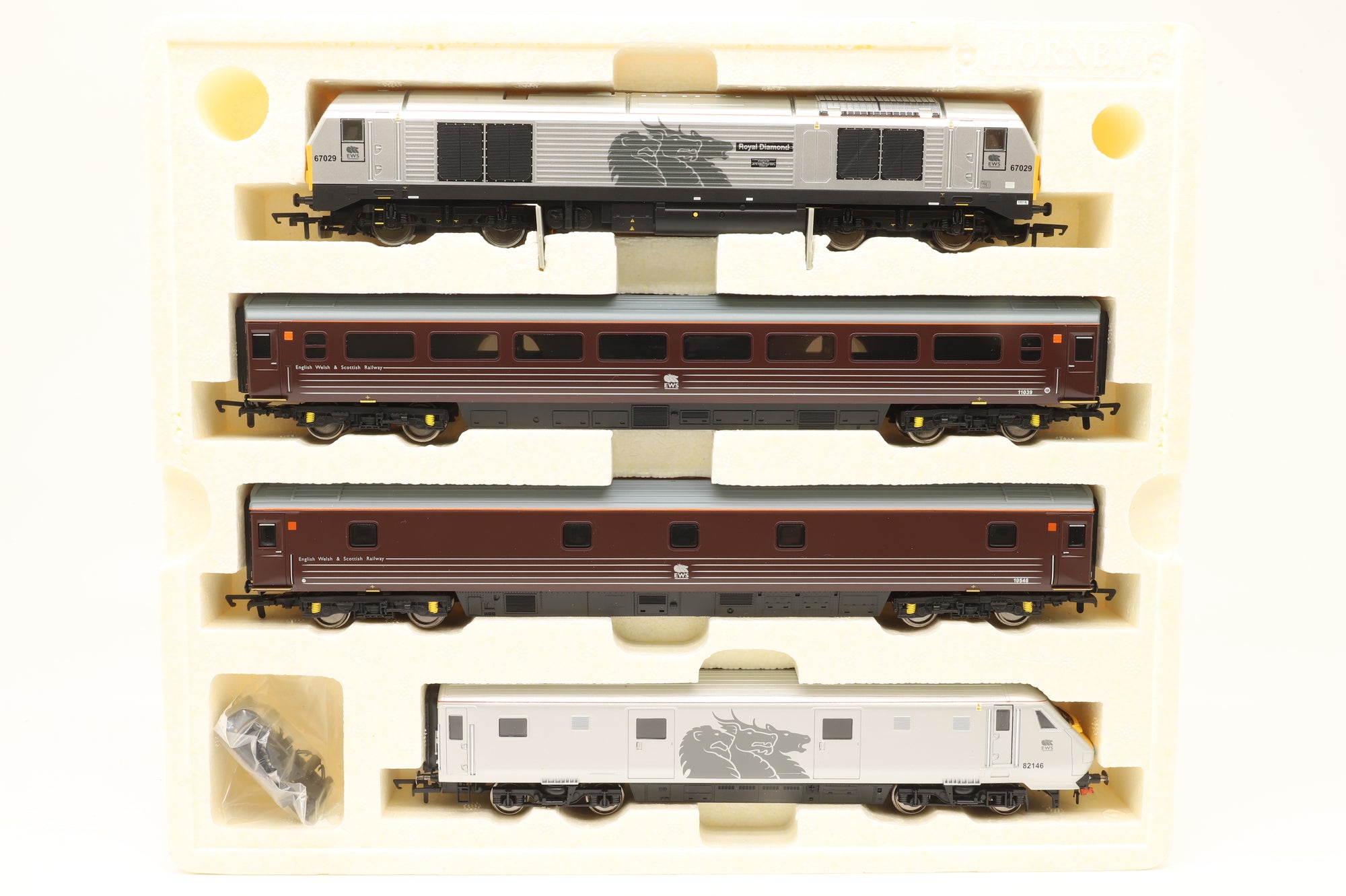 Hornby OO R2890 'EWS Manager's Train' Pack Incl. Class 67, 2x Mk3s, & DVT