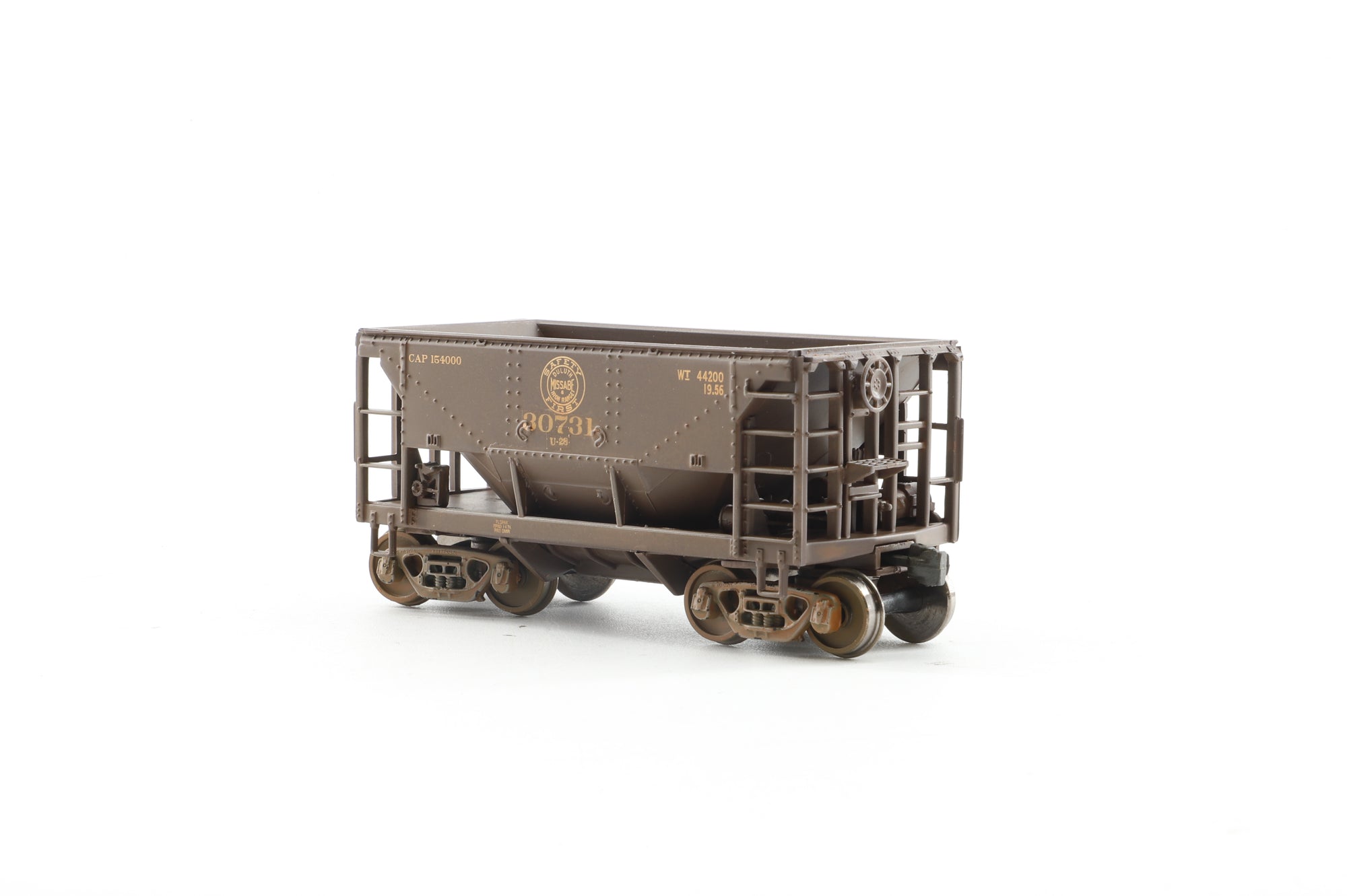 Walthers HO 910-58013 6-Pack of 24' Michigan Ore Cars in DMIR Brown - Pro-Customised/Weathered