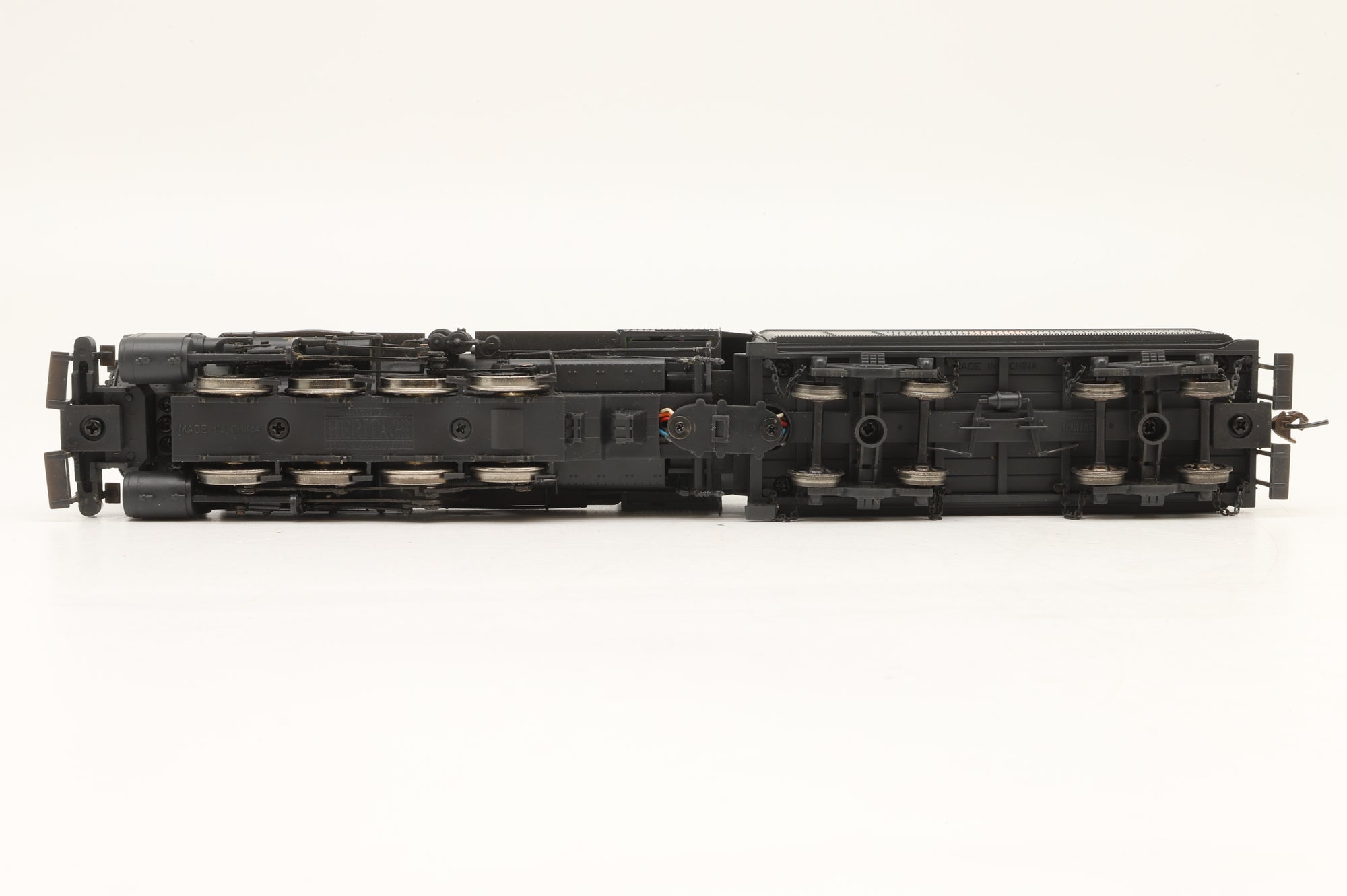 Proto 2000 HO 0-8-0 Steam Loco #8412 in Canadian National Black