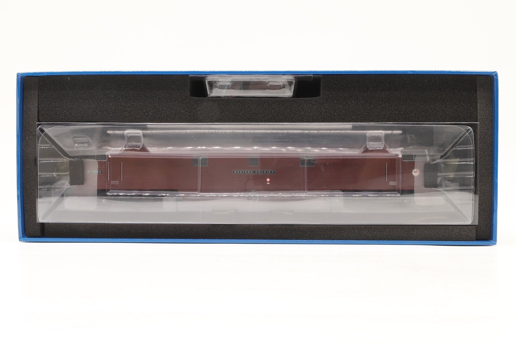 Dapol OO 4D-D1062 Class 52 'D1062' 'Western Courier' BR Maroon Ltd Ed 62/150