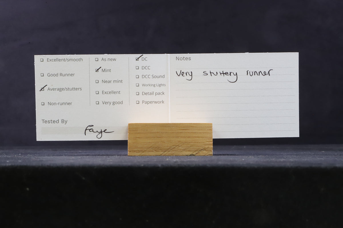 Hornby OO R2156A Class B12 4-6-0 &#39;8537&#39; LNER Green