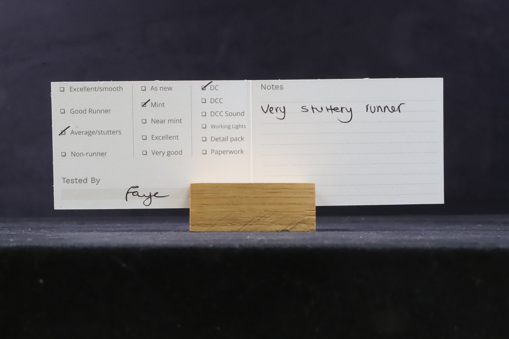 Hornby OO R2156A Class B12 4-6-0 '8537' LNER Green