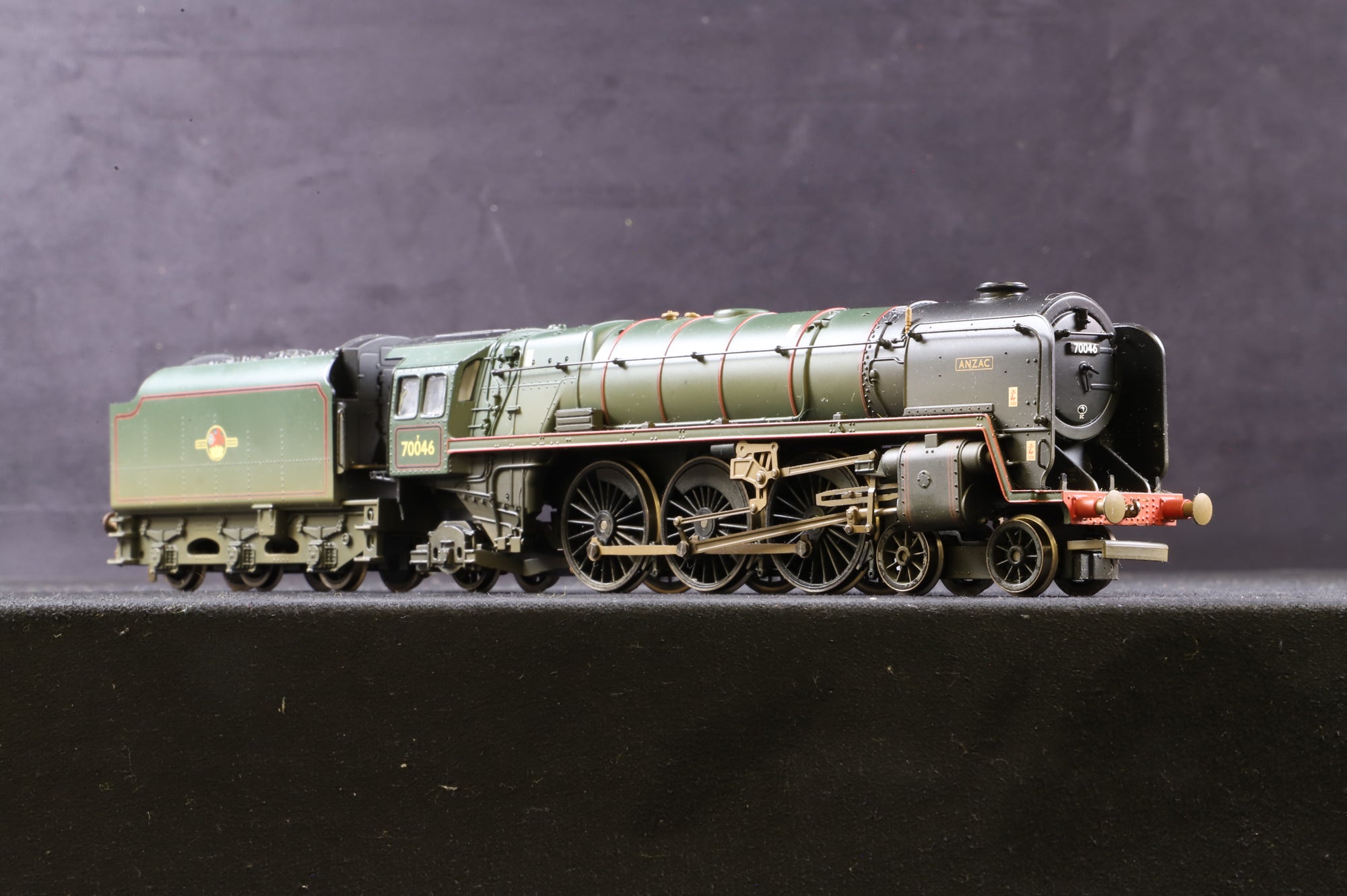Hornby WORKSHOP OO R2457 Britannia Class 7MT 'Anzac' '70046' BR Green L/C Weathered