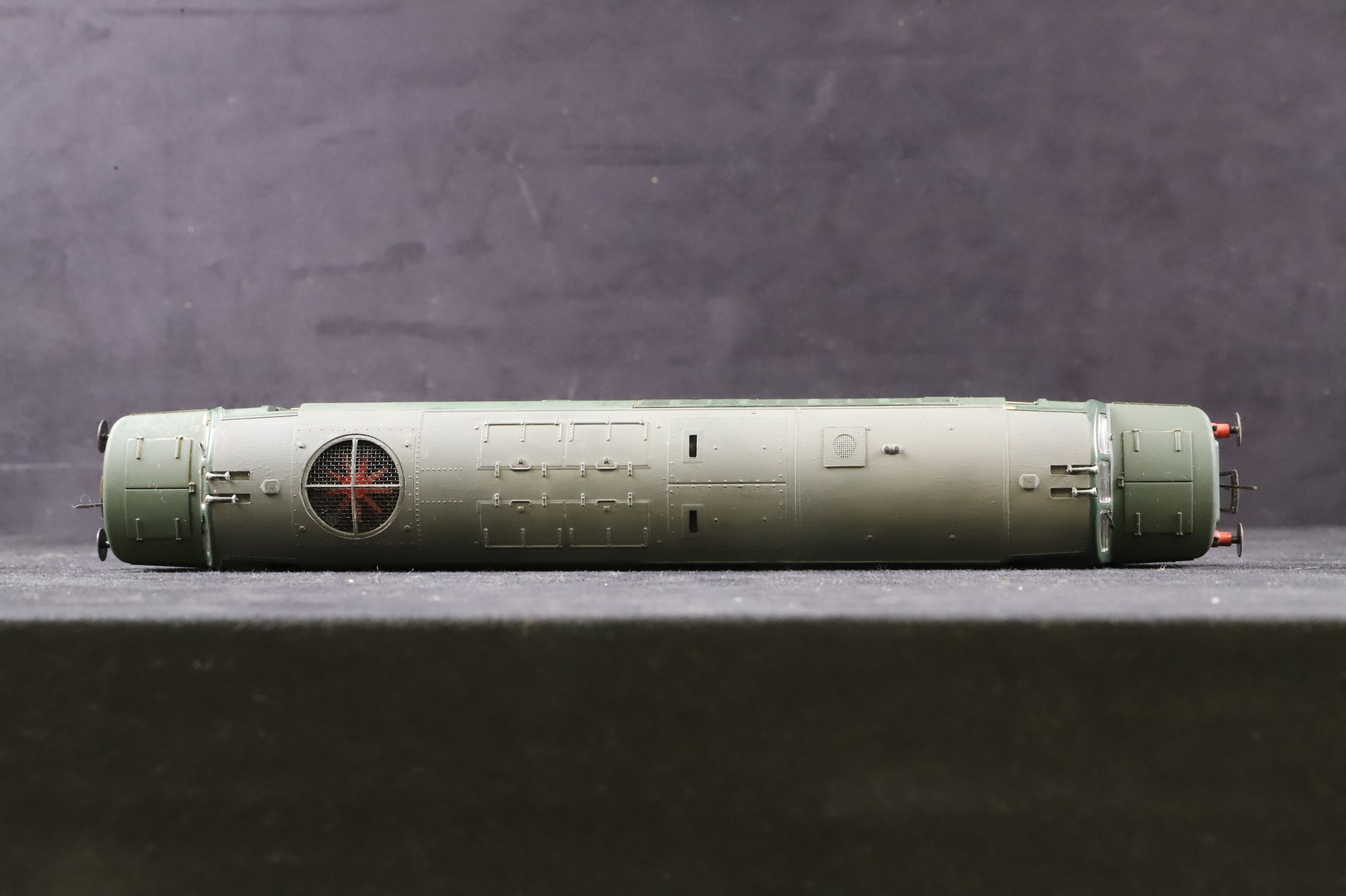 WORKSHOP Bachmann OO 32-778 Class 37/0 'D6826' BR Green L/C Weathered