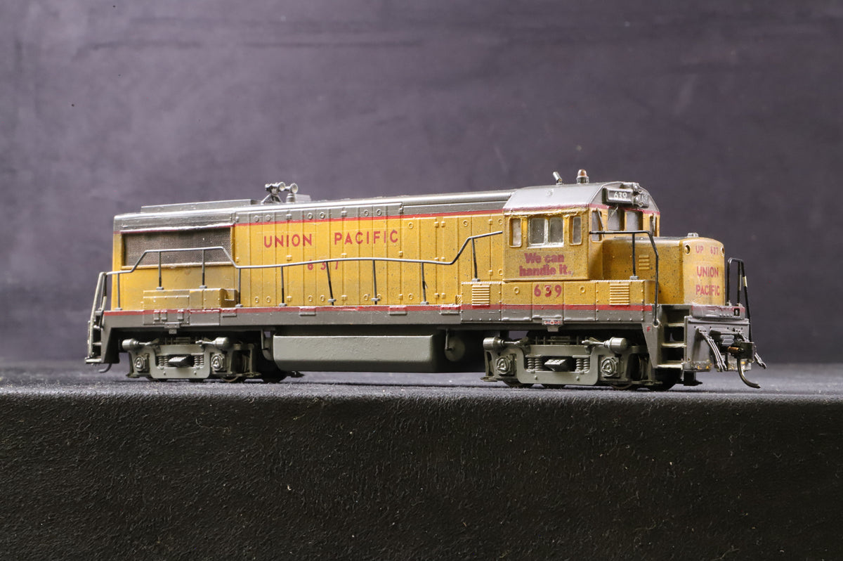 Kato HO C8 Diesel Locomotive &#39;637&#39; Union Pacific Weathered DCC Fitted