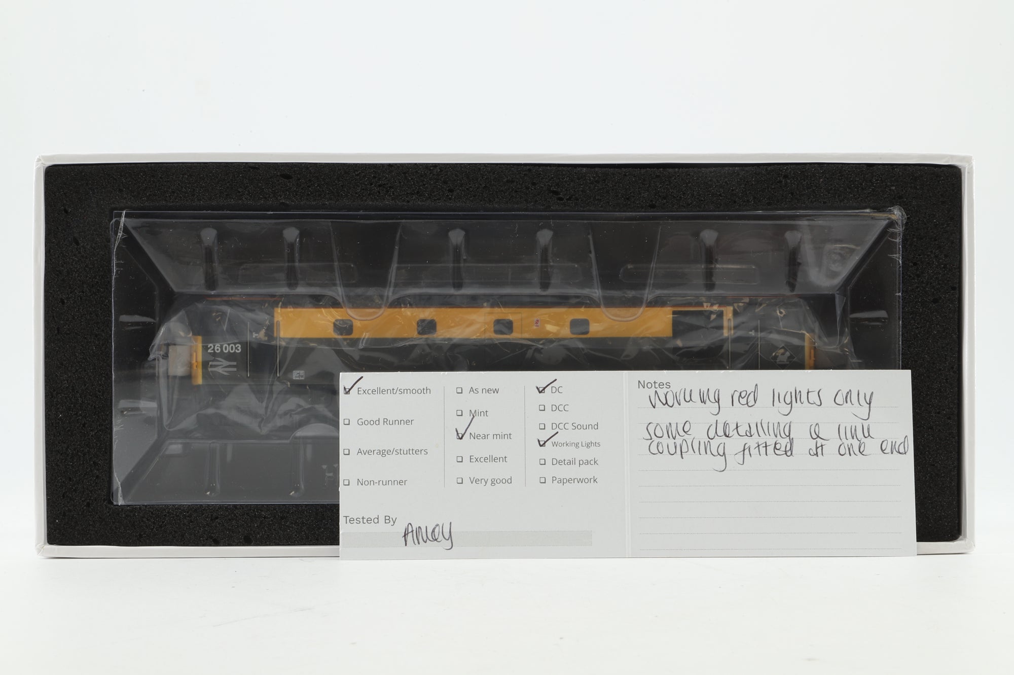 Heljan OO 26521 Class 26 26003 in BR Engineers 'Dutch' Livery