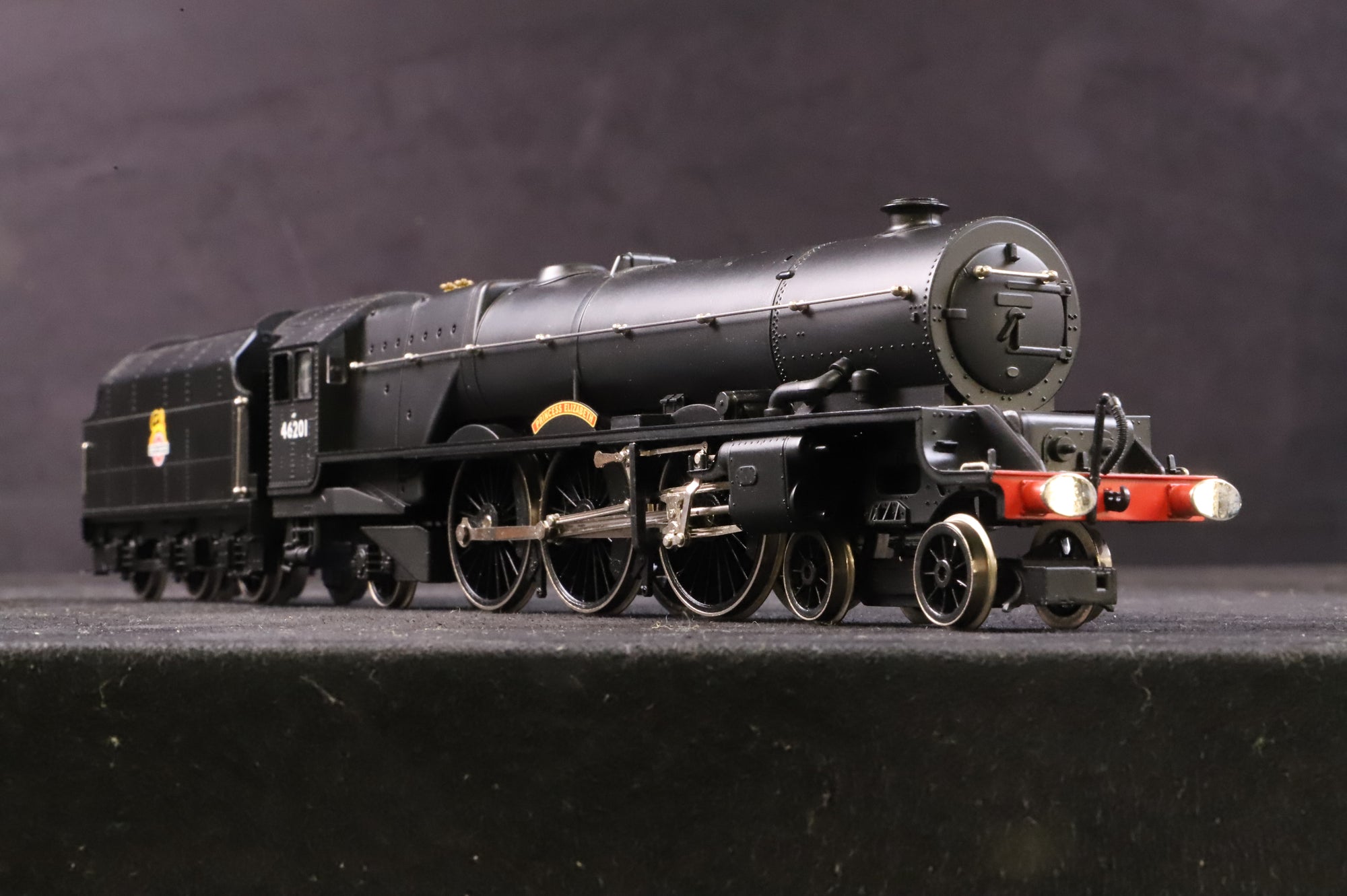 Hornby OO R2426 Princess Royal Class '46201' 'Princess Elizabeth' BR Black E/C