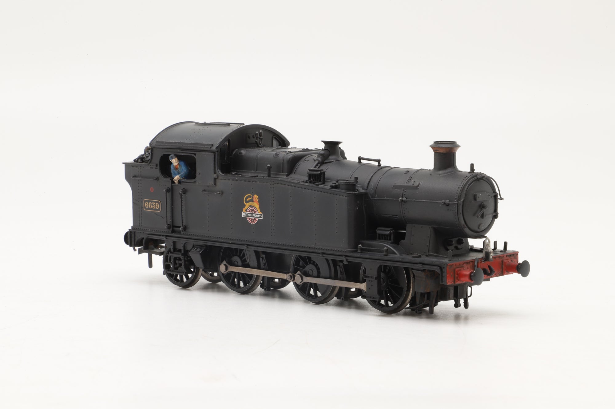 Bachmann OO 32–085 Class 56XX '6639' BR Black Early Emblem, DCC Fitted & Weathered