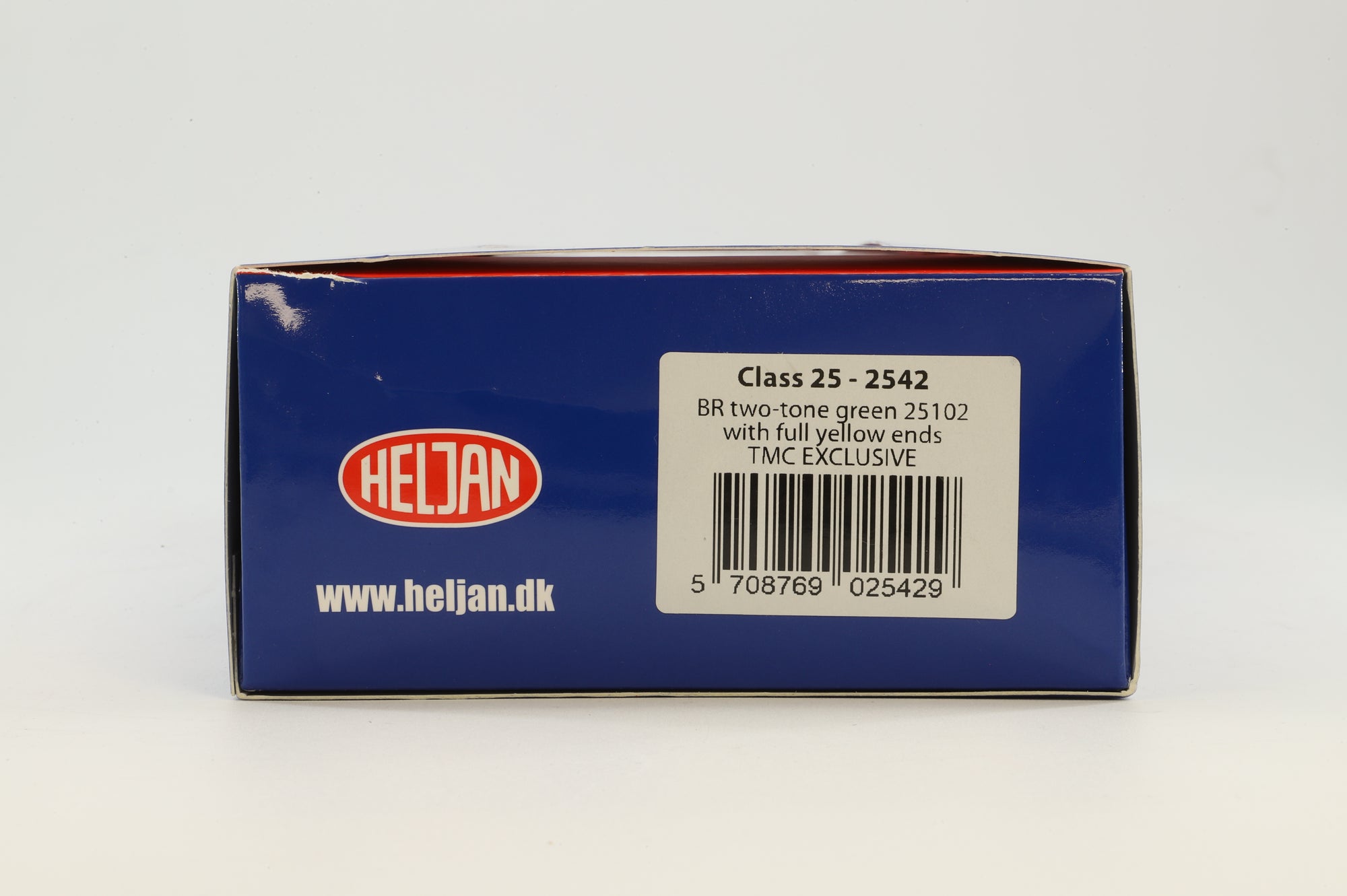 Heljan OO 2542 Class 25 25102 in Two-Tone BR Green w/ FYE