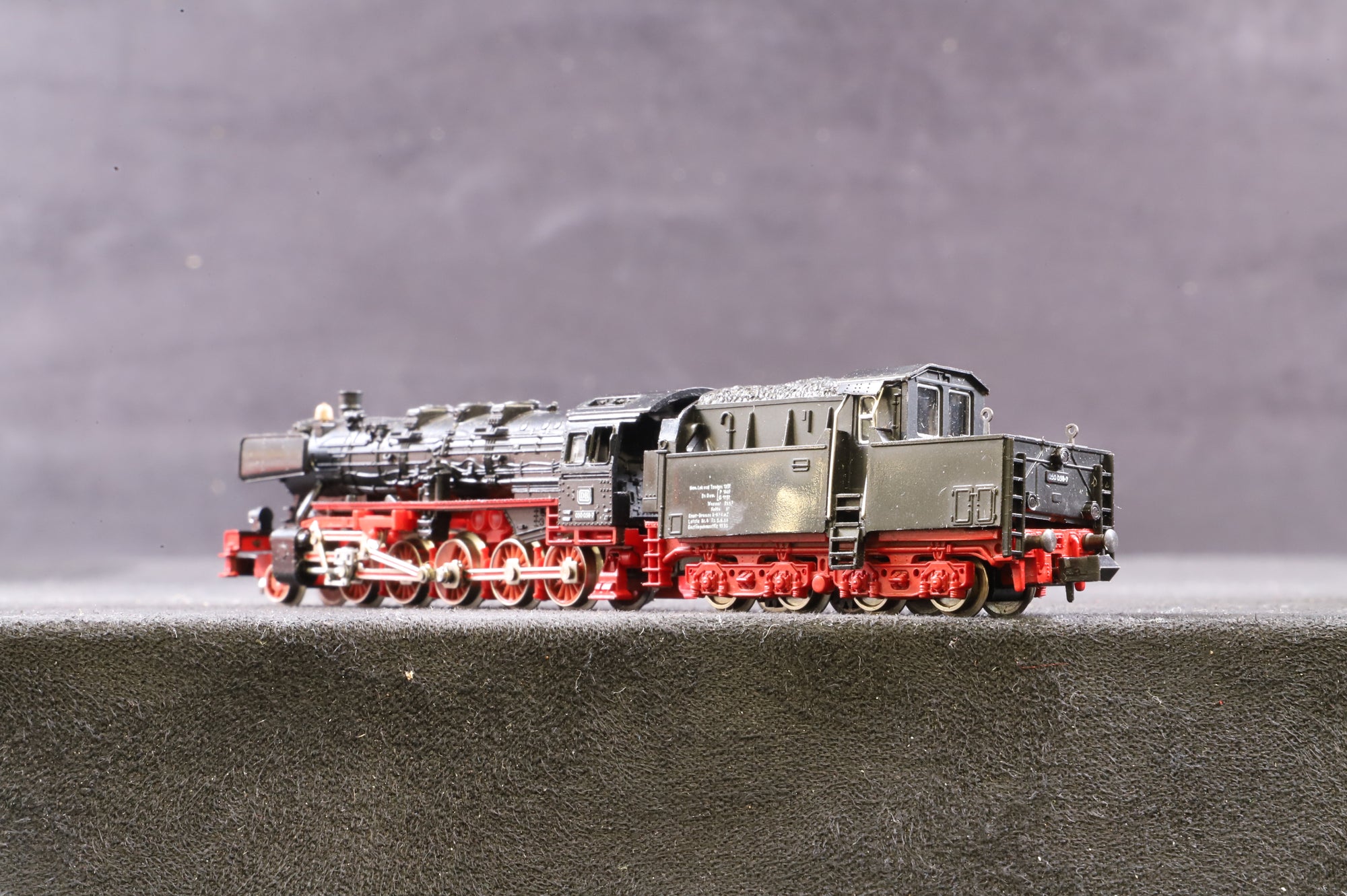 Fleischmann N 2363 BR 050 058-7 2-10-0 DB