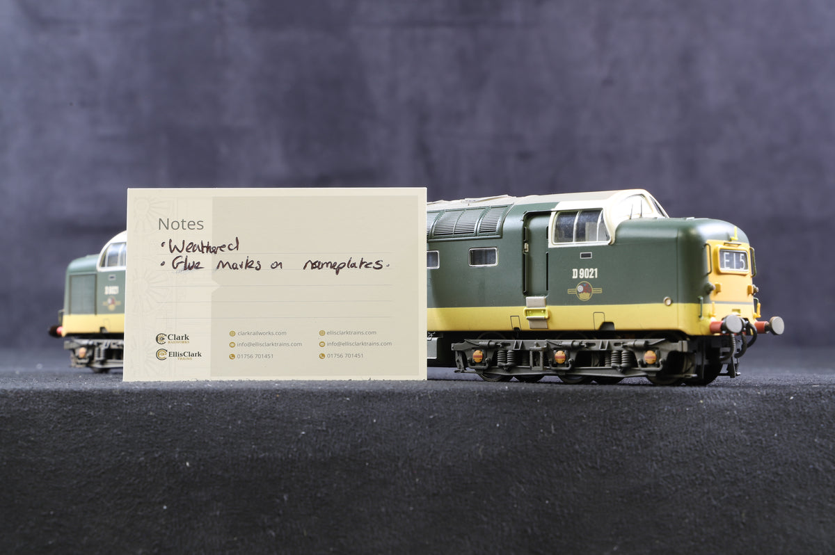 Bachmann OO 32-525Y Class 55 Deltic &#39;D9021&#39; &#39;Argyll &amp; Sutherland&#39; BR Green Weathered Excl. TMC