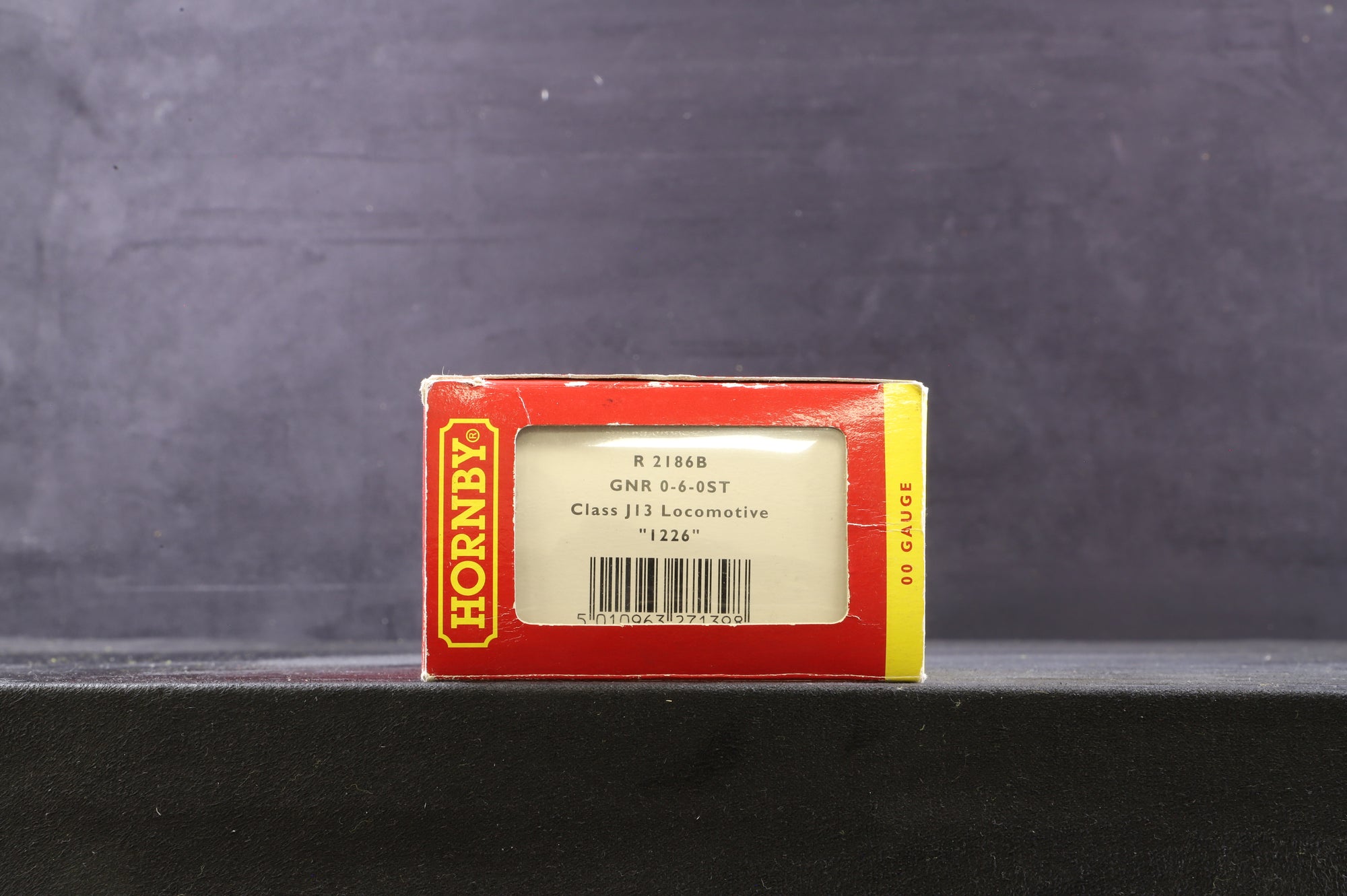 Hornby OO R2186B Class J13 1226 in Lined GNR Green