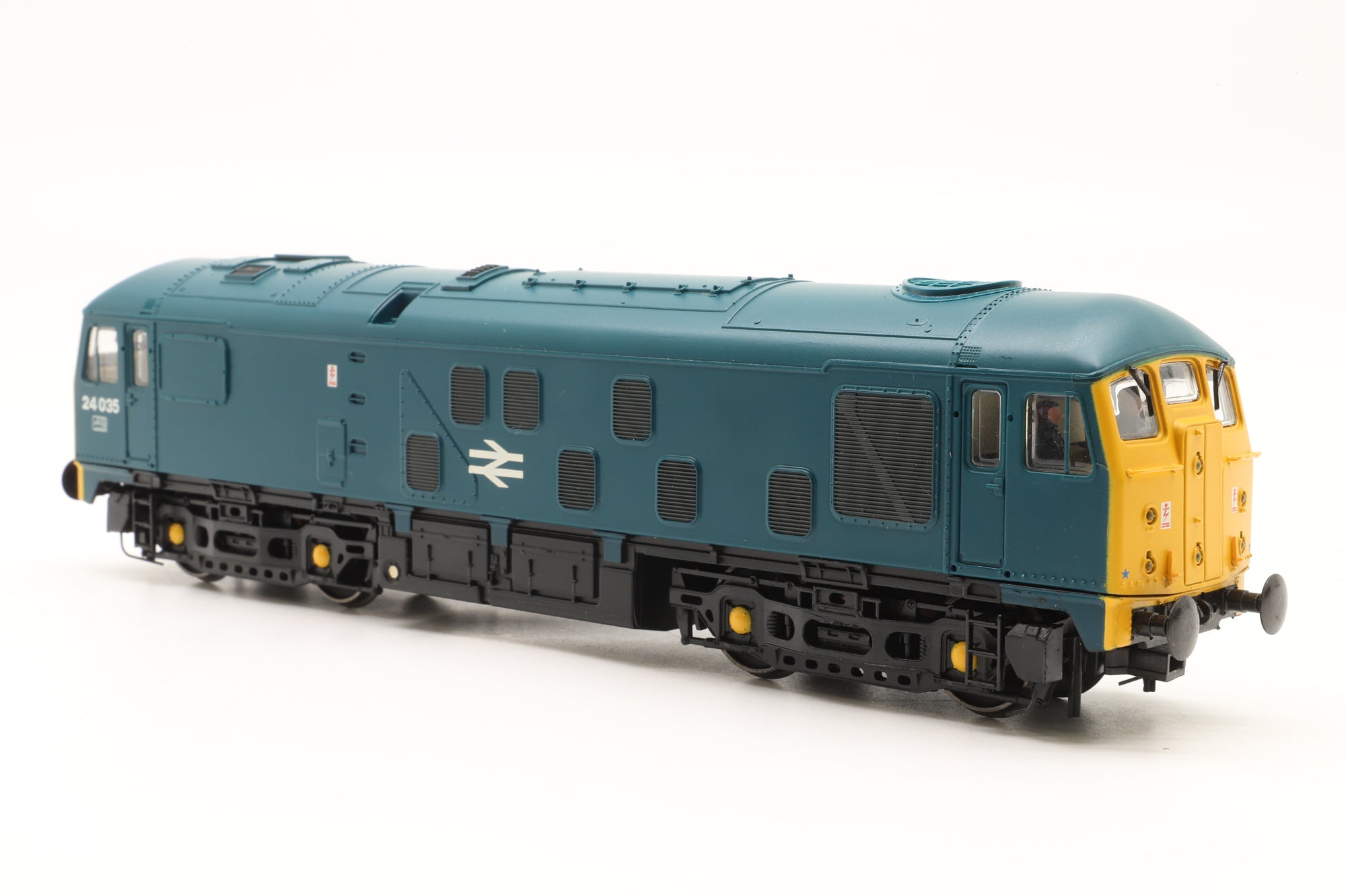 Bachmann OO 32-425DS Class 24 Bo-Bo Diesel '24035' BR Blue DCC Sound