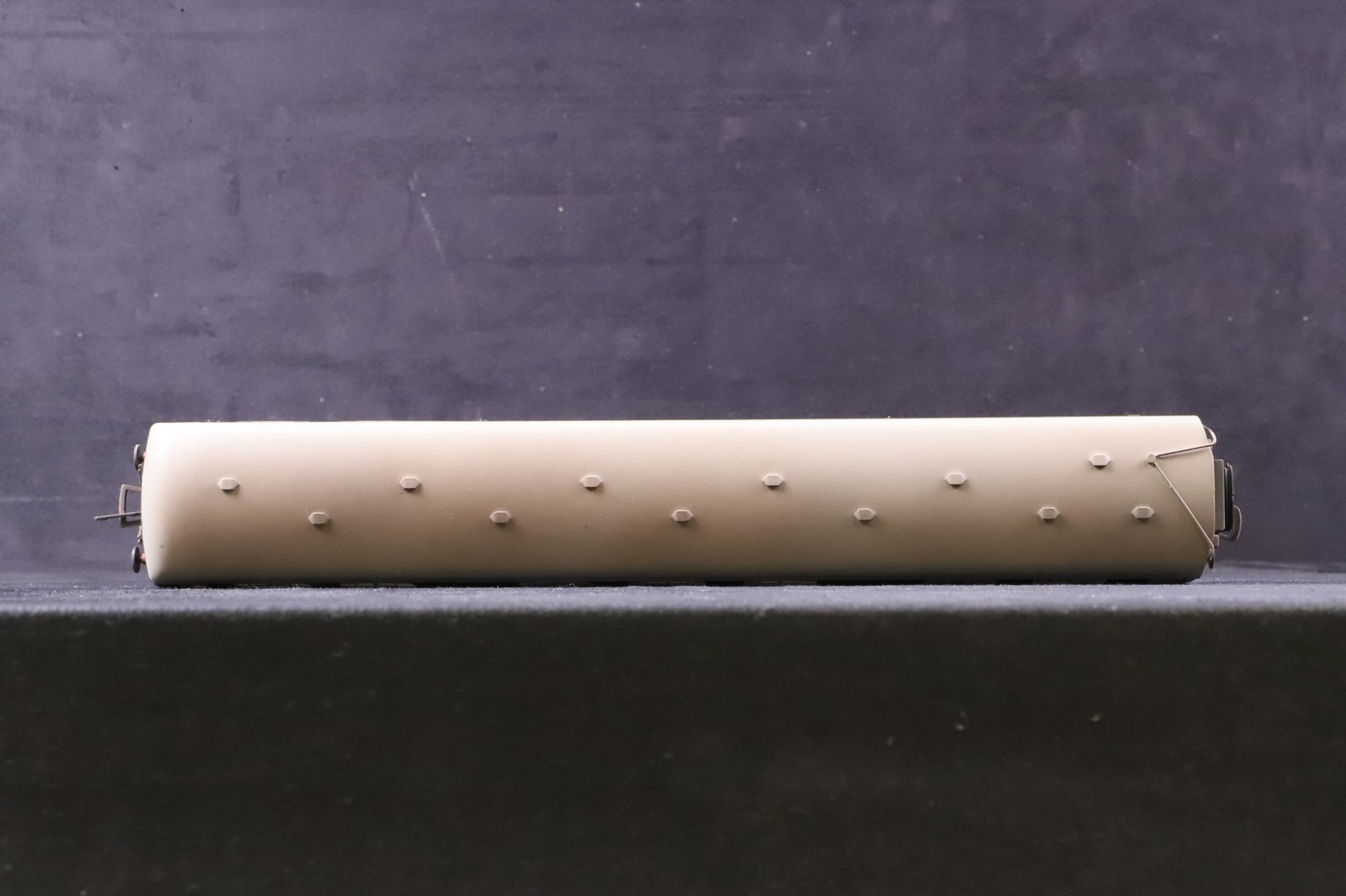 Bachmann OO 31-326B Class 105 2 Car DMU BR Green Speed Whiskers Weathered DCC Sound