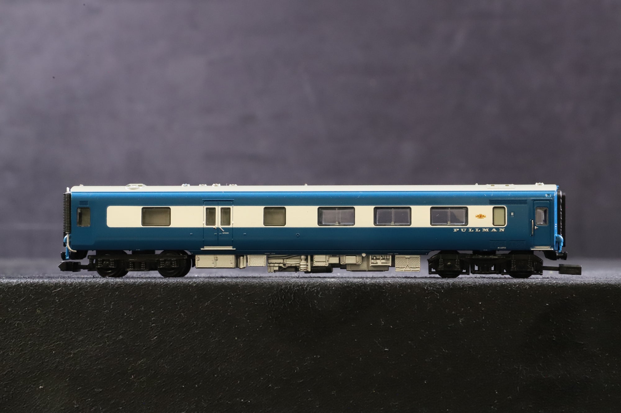 Graham Farish N 6 Car Midland Pullman Incorrect Coach Configuration