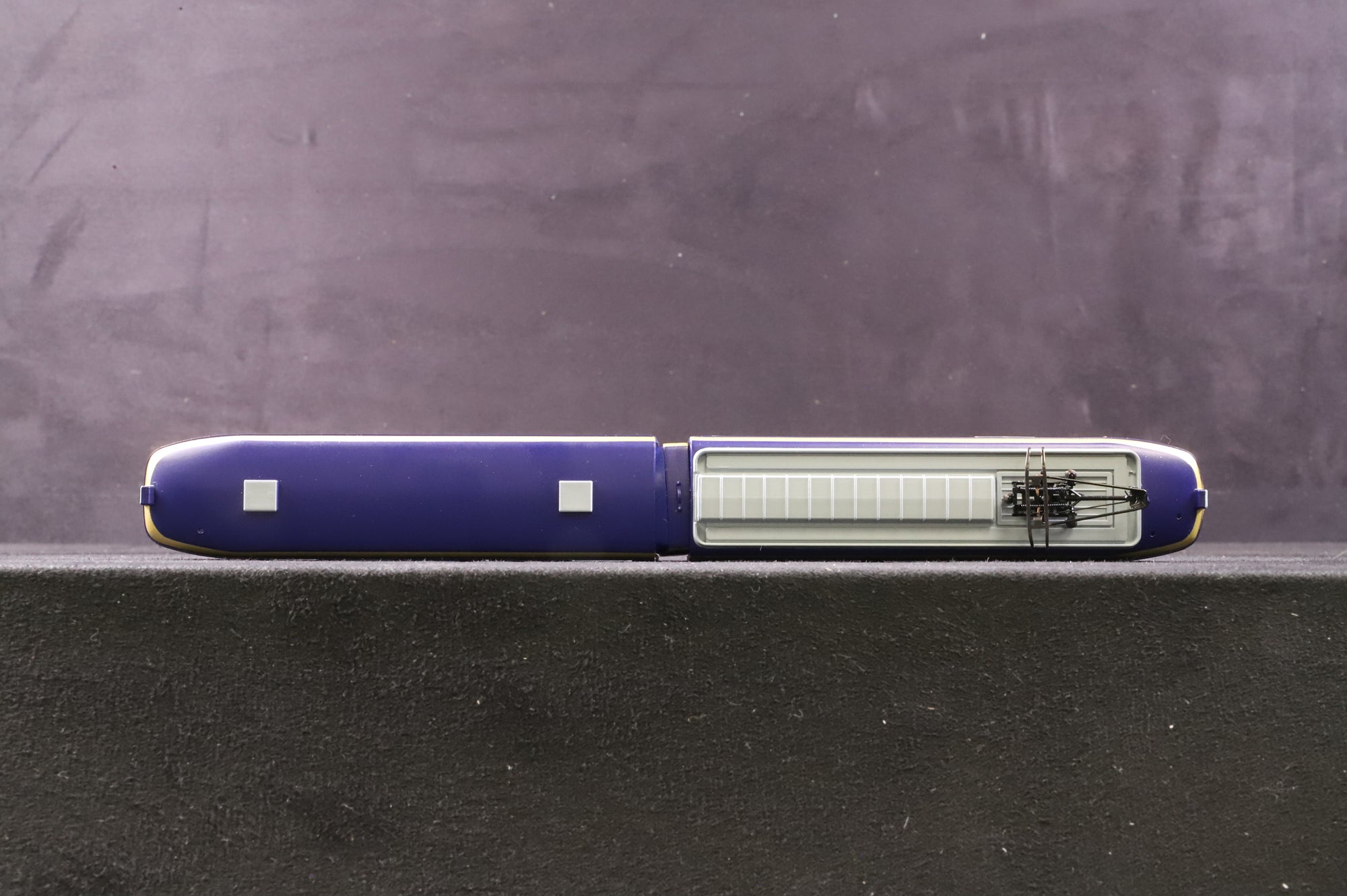 Roco HO 43180 2 Car Electric DUWAG Tramways