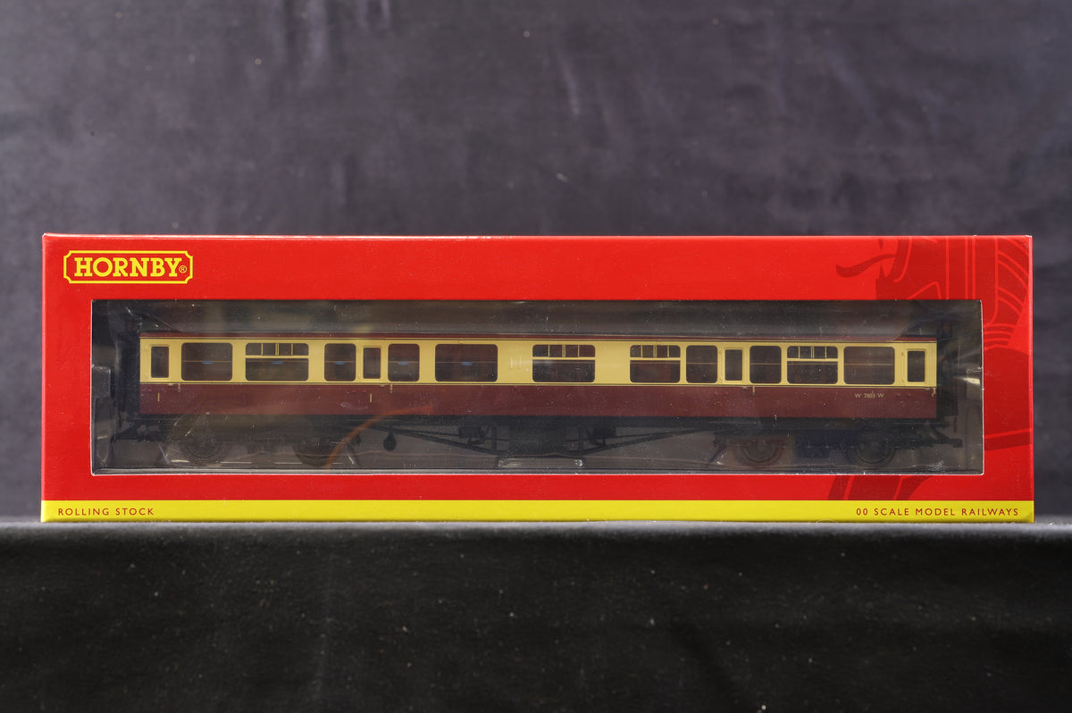 Hornby OO Rake Of 3 BR Hawksworth Crimson &amp; Cream Coaches Inc. R4407B, R4493B &amp; R4405B